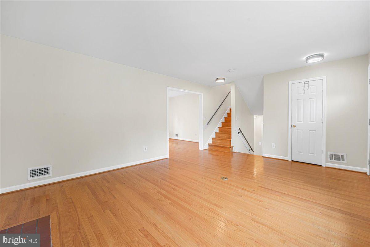 ROCK CREEK PALISADES - Residential
