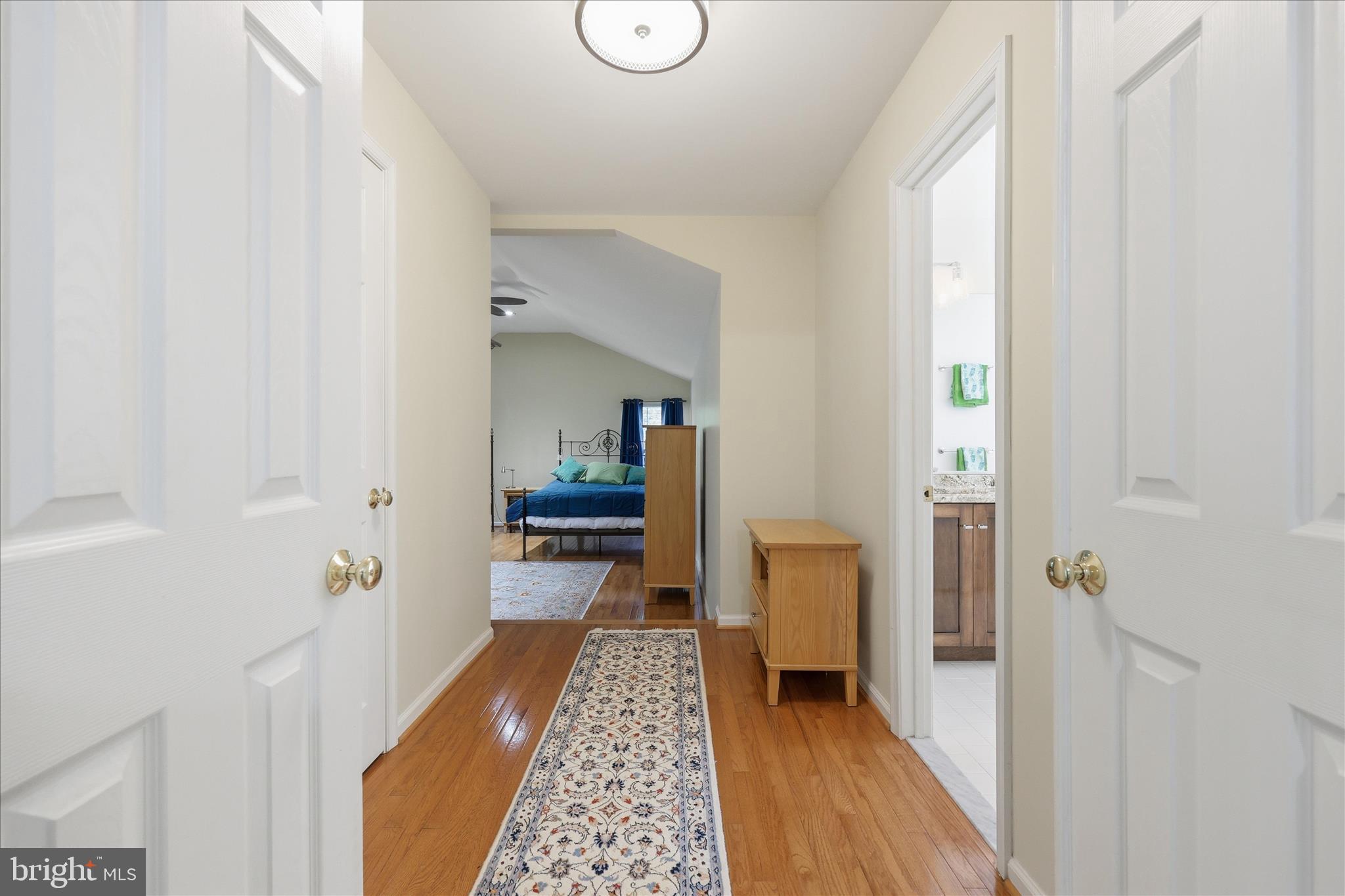 VILLAGE OF RIVER HILL - Residential