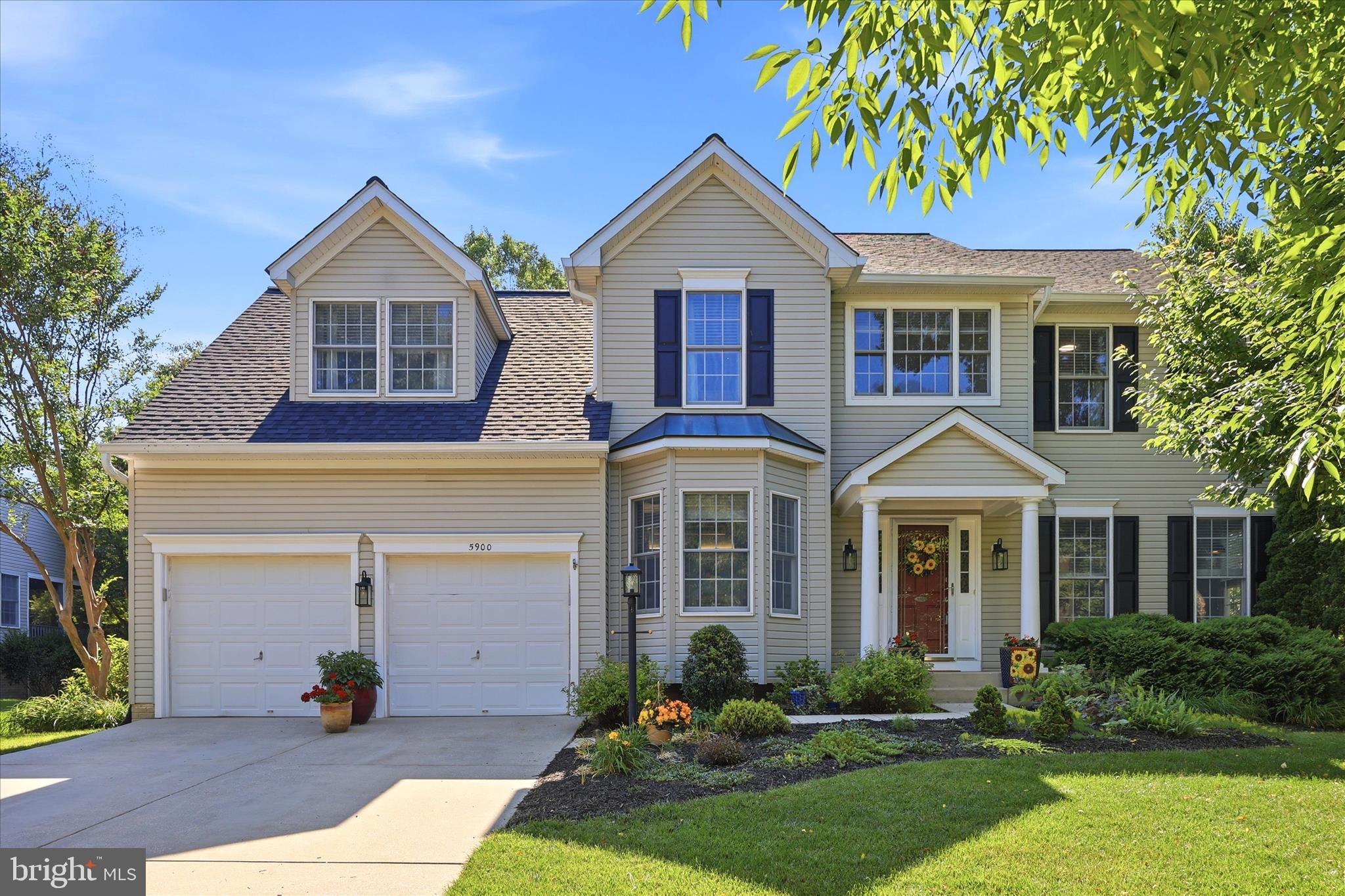 VILLAGE OF RIVER HILL - Residential
