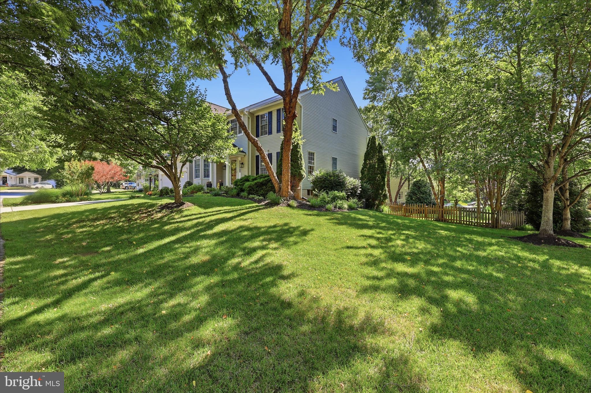 VILLAGE OF RIVER HILL - Residential