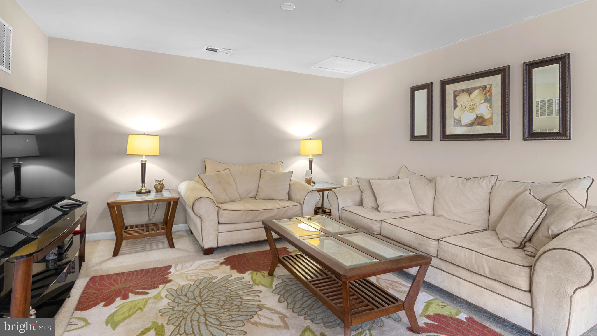 LAKELANDS AT EASTON - Residential