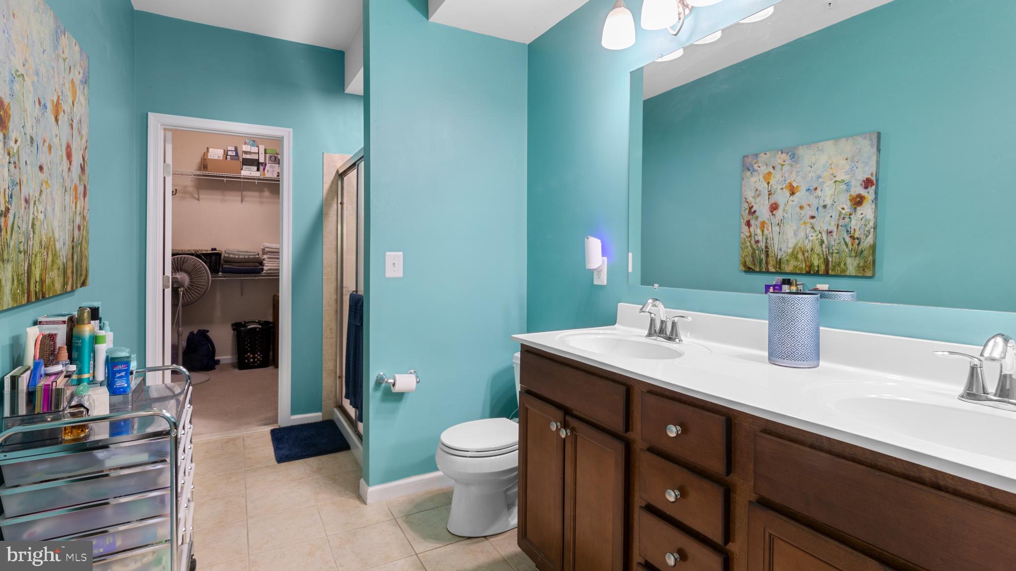 LAKELANDS AT EASTON - Residential