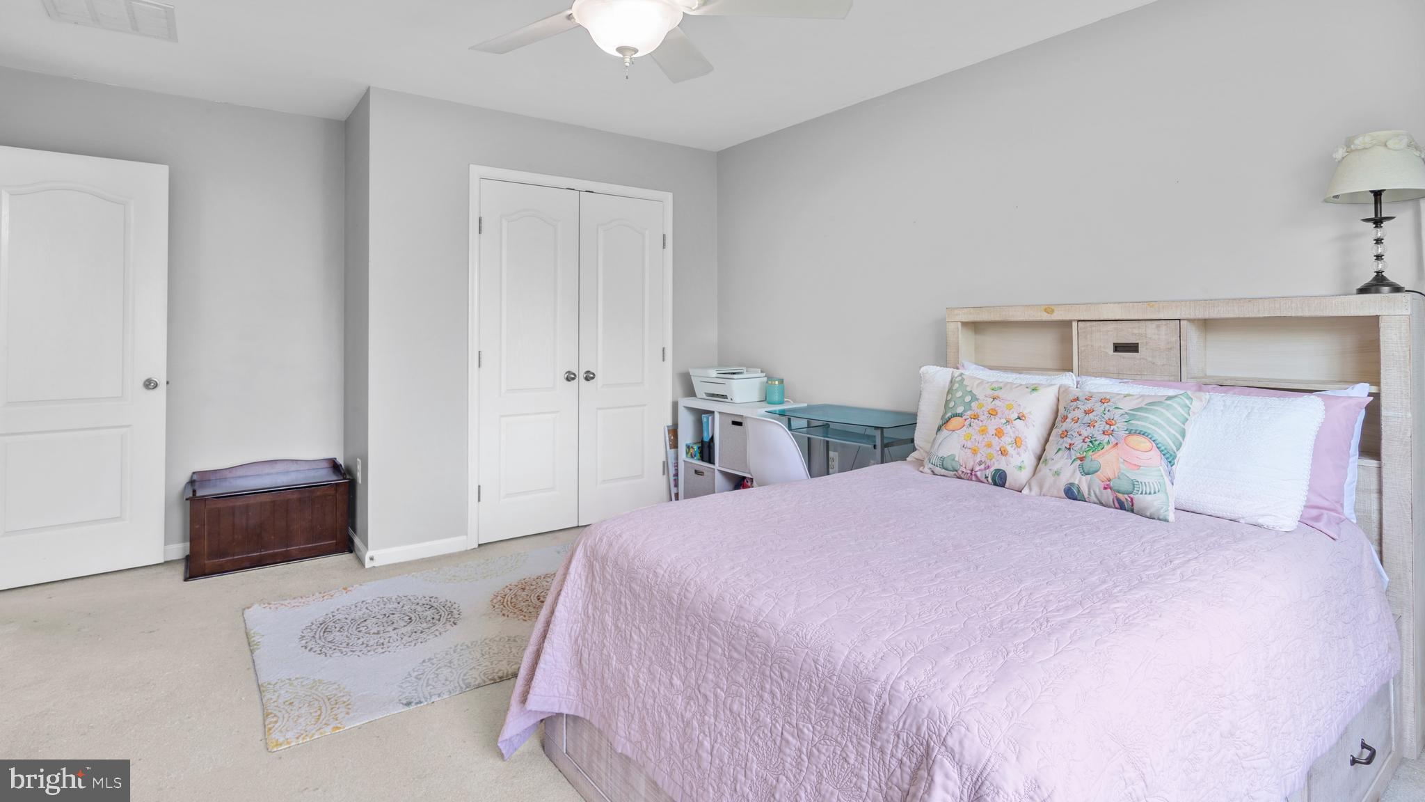 LAKELANDS AT EASTON - Residential