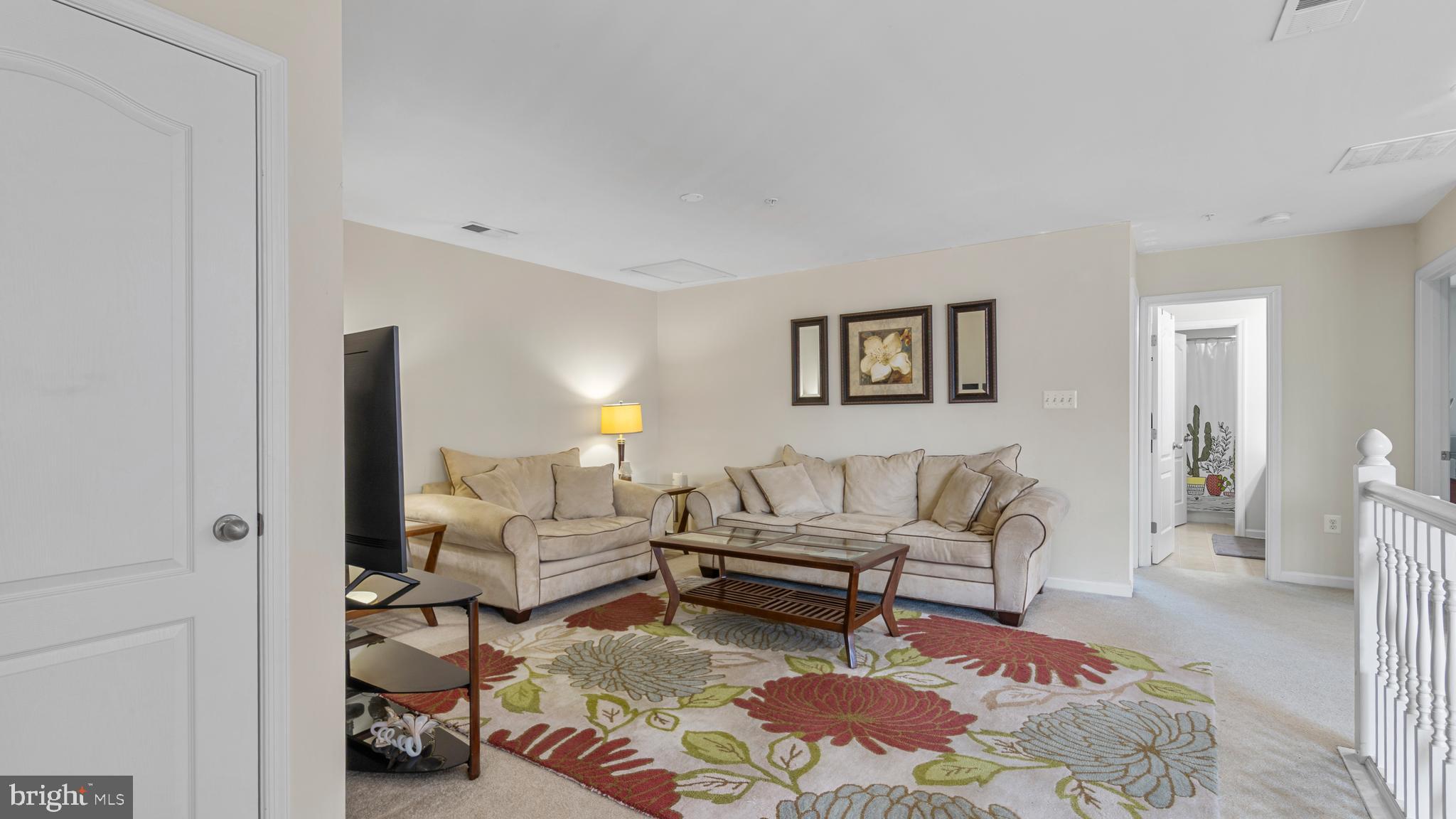 LAKELANDS AT EASTON - Residential