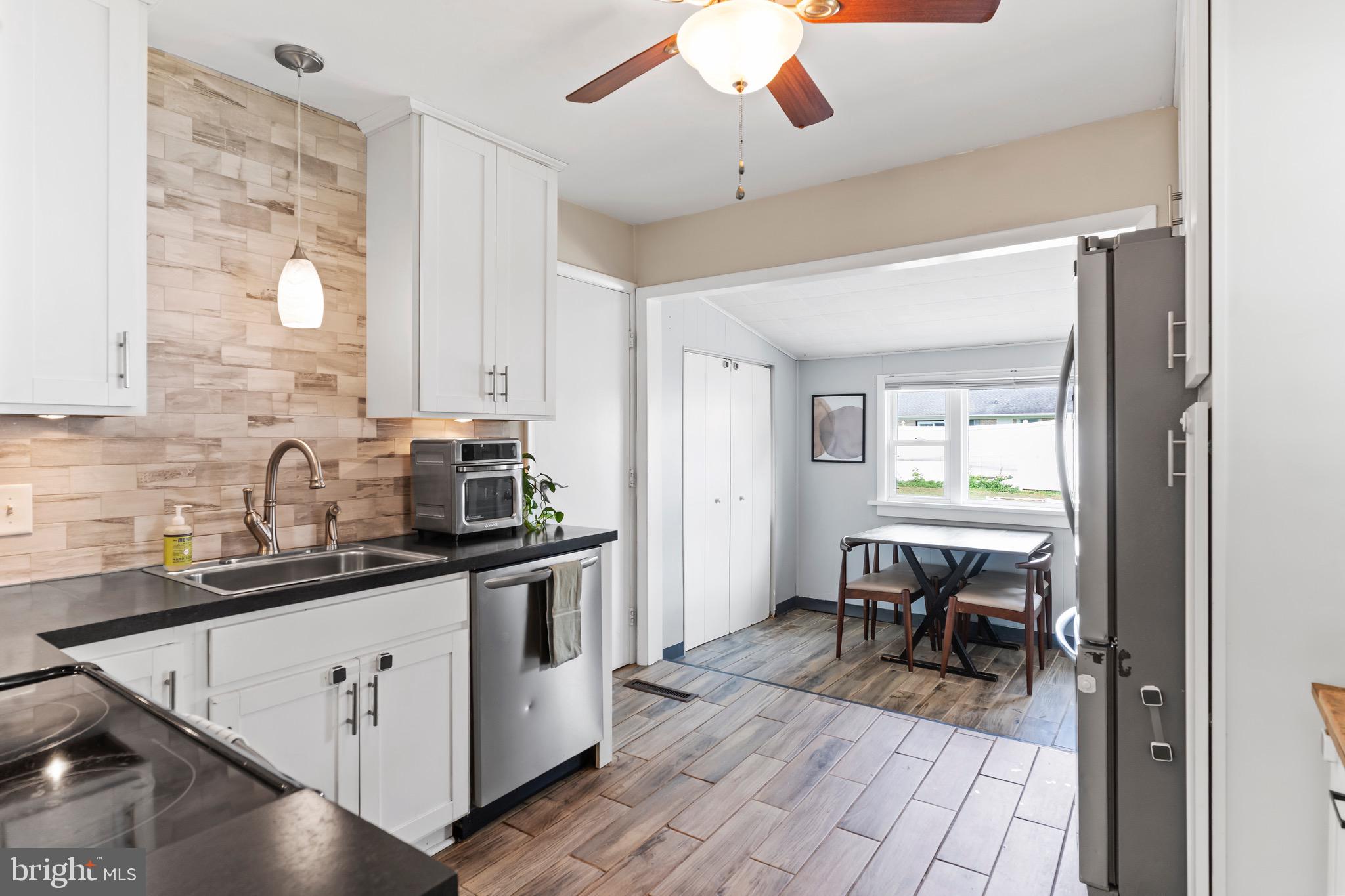DELBROOK - Residential