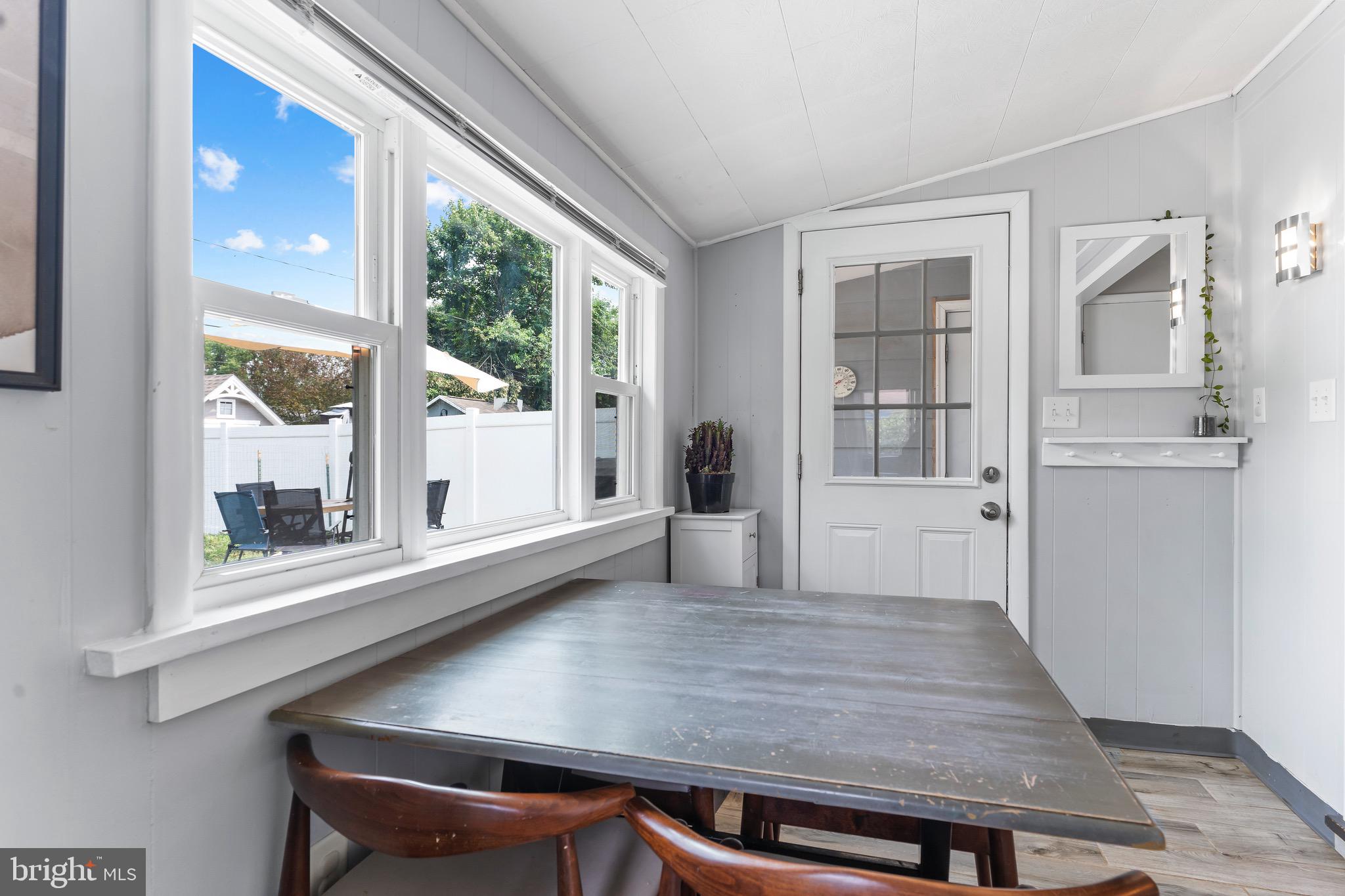 DELBROOK - Residential
