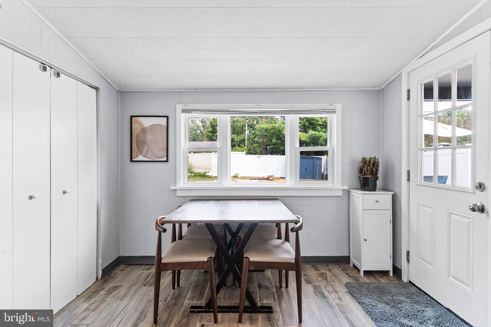 DELBROOK - Residential