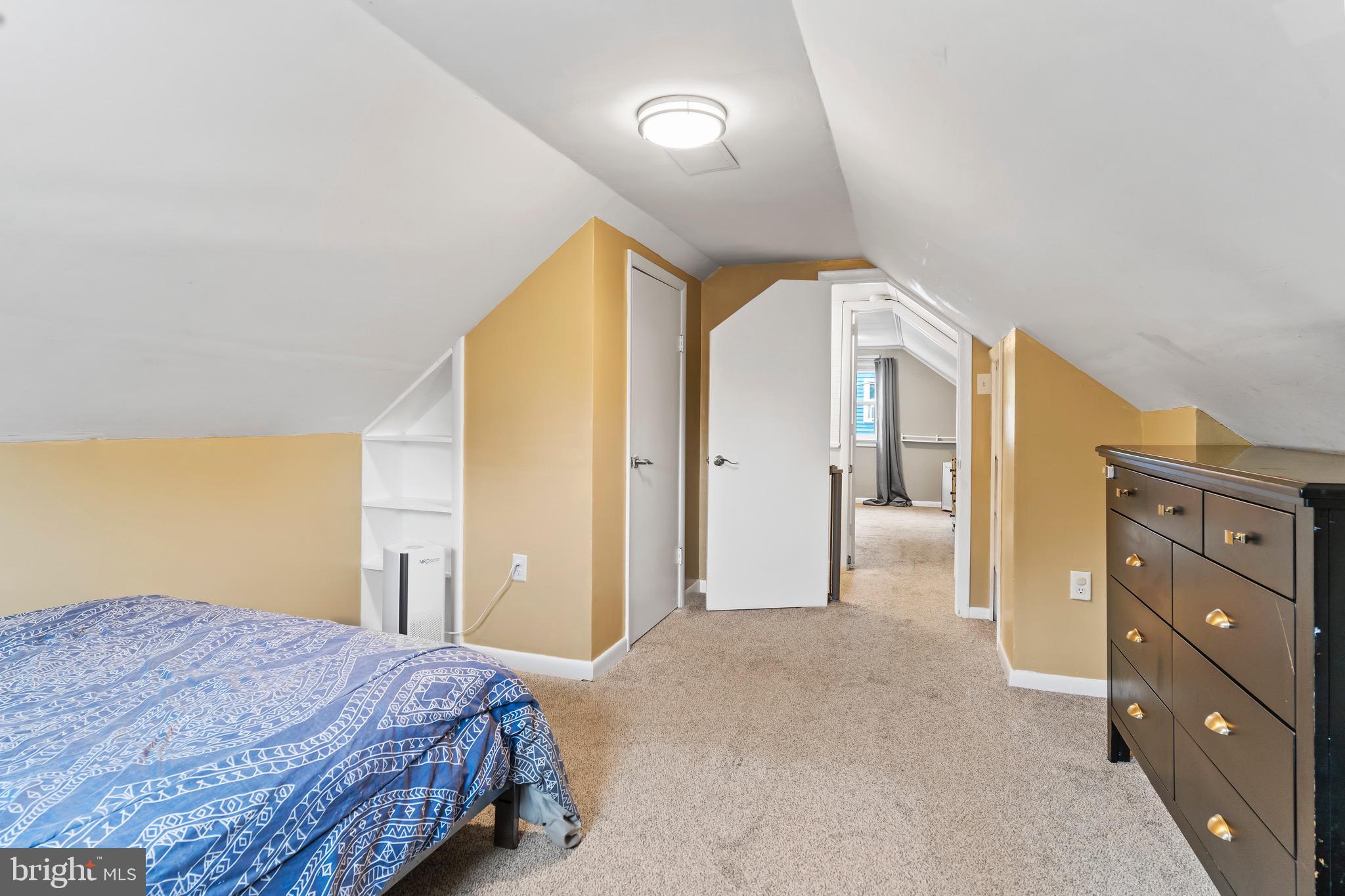 DELBROOK - Residential