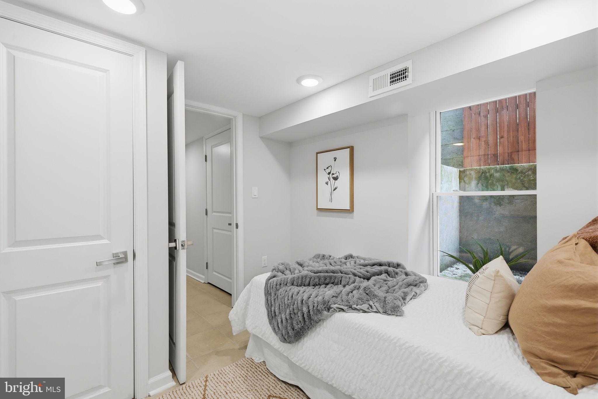 GRAYS FERRY - Residential