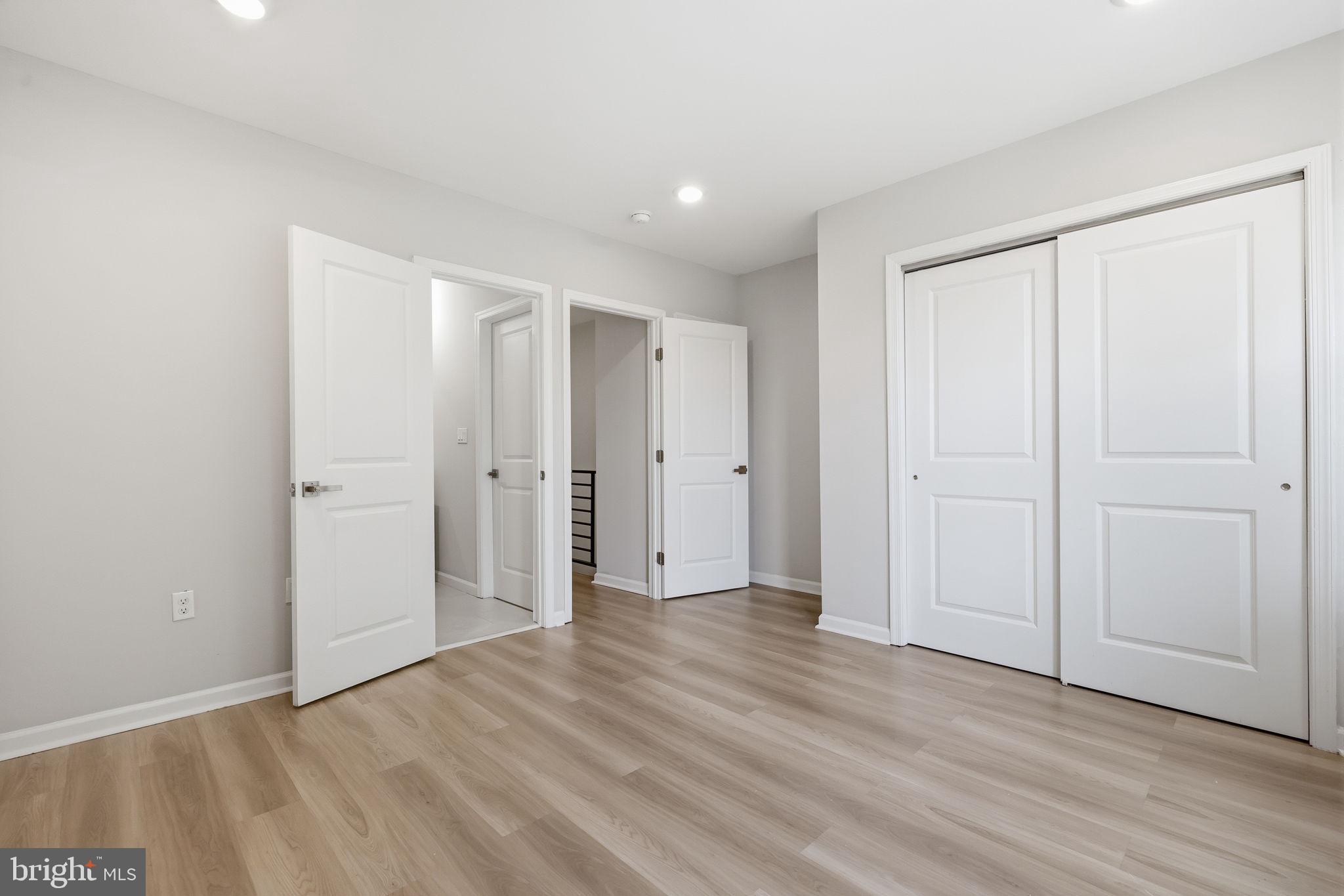 GRAYS FERRY - Residential