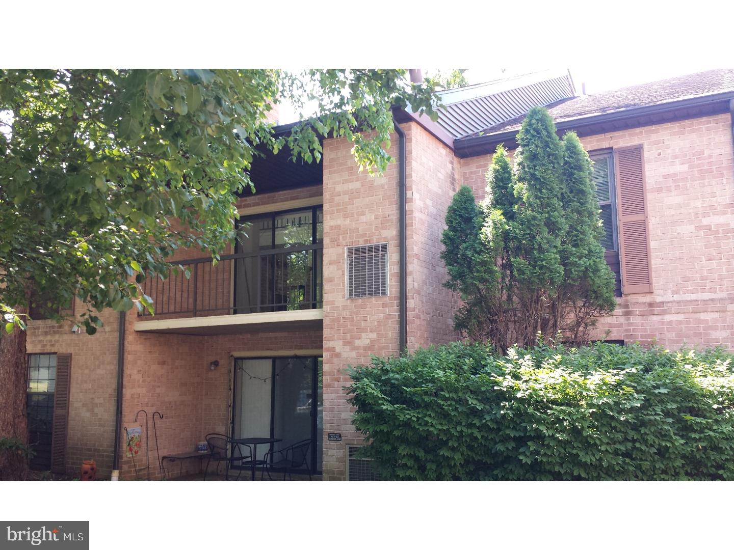 Move in condition very bright 2nd floor in Eagles Ridge. Newer gas heat & A/C.  Ceiling Fan ,Wood burning fireplace, Walking in closet.