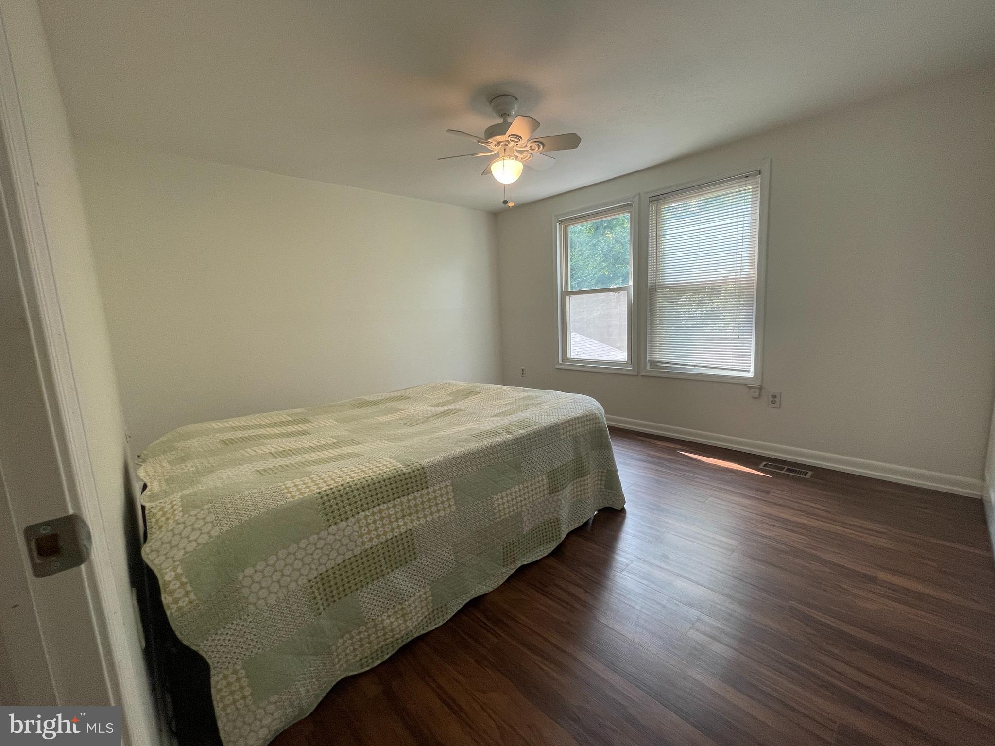 WHISPERING WOODS - Residential