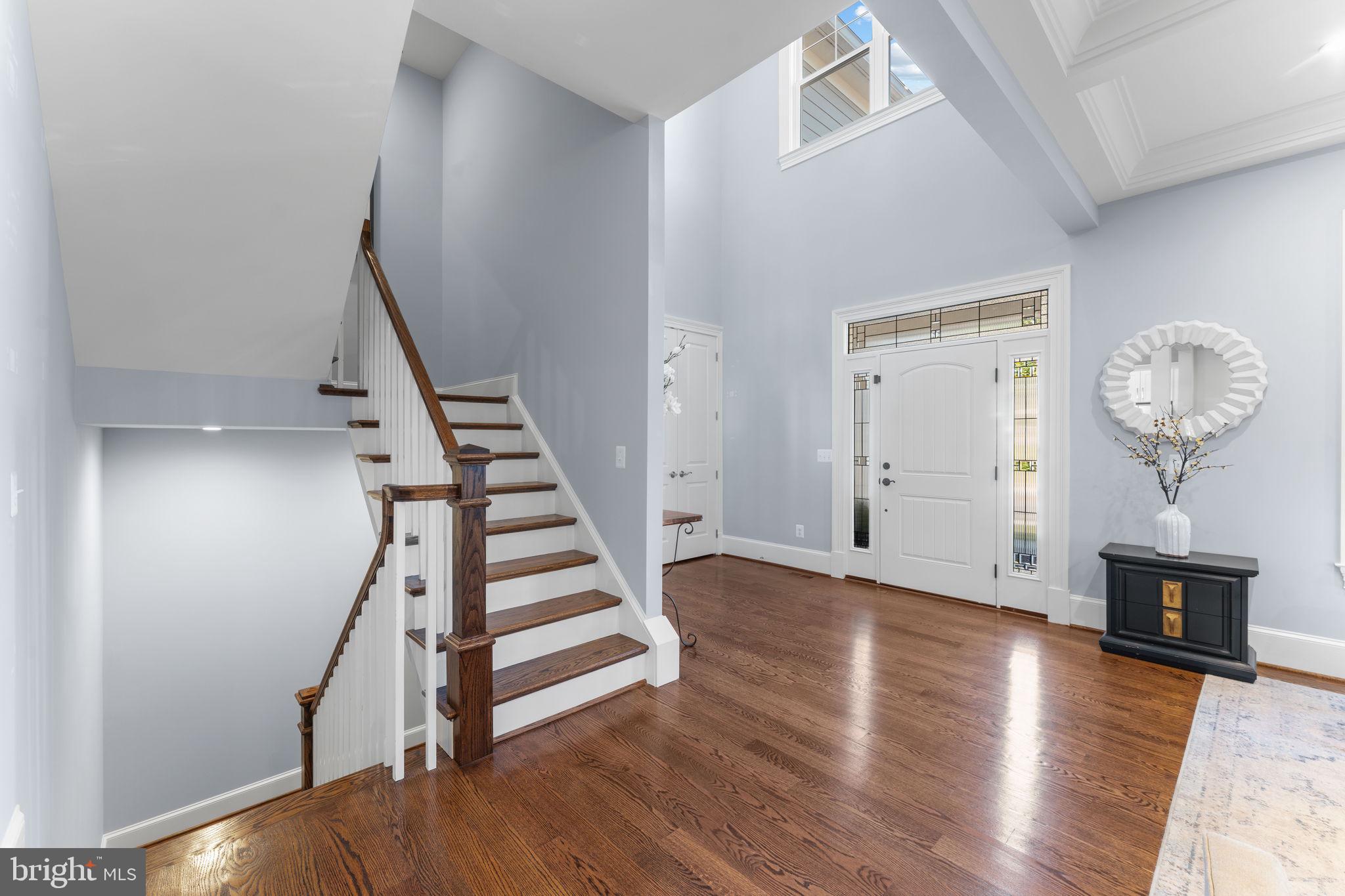 VIENNA WOODS - Residential