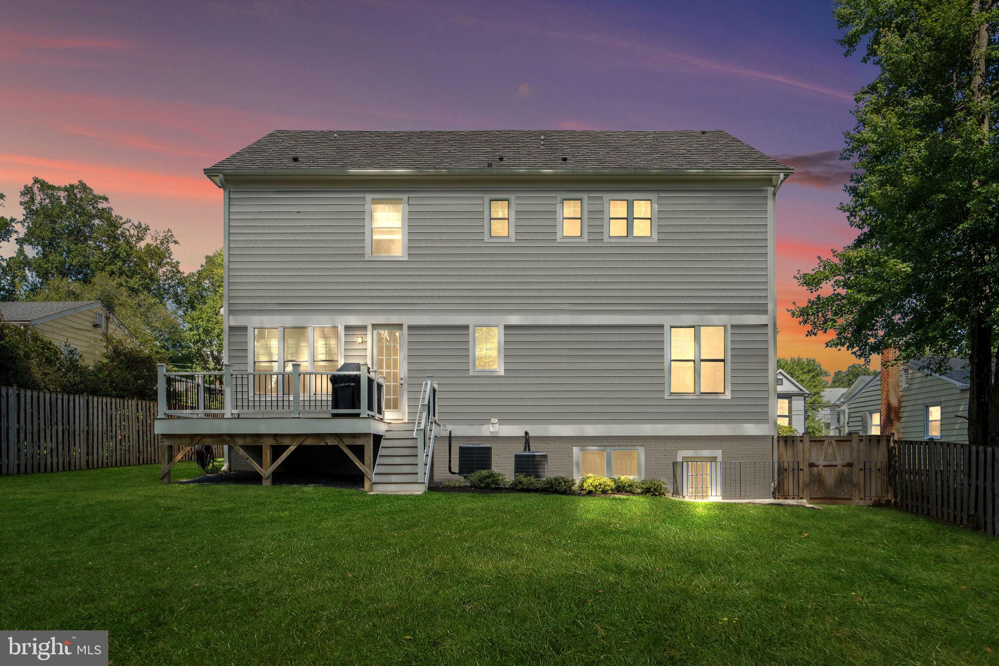 VIENNA WOODS - Residential