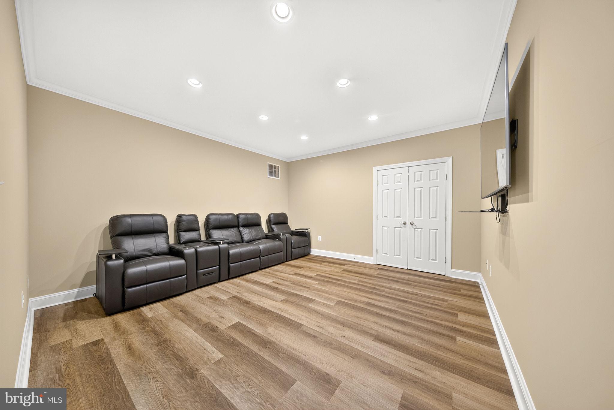 BROADOAK - Residential