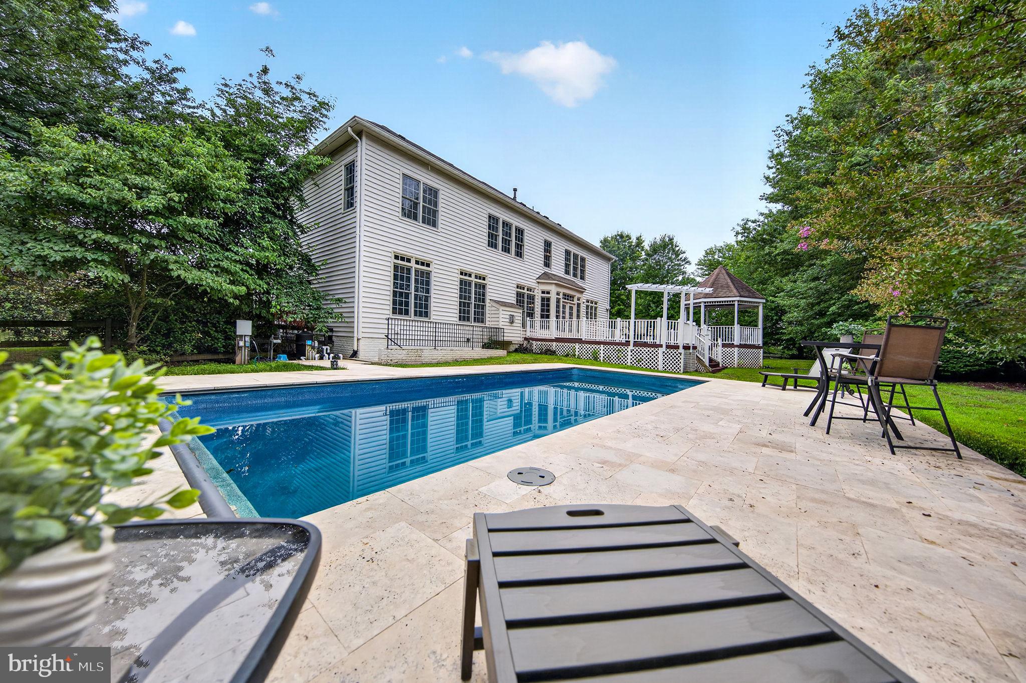 BROADOAK - Residential
