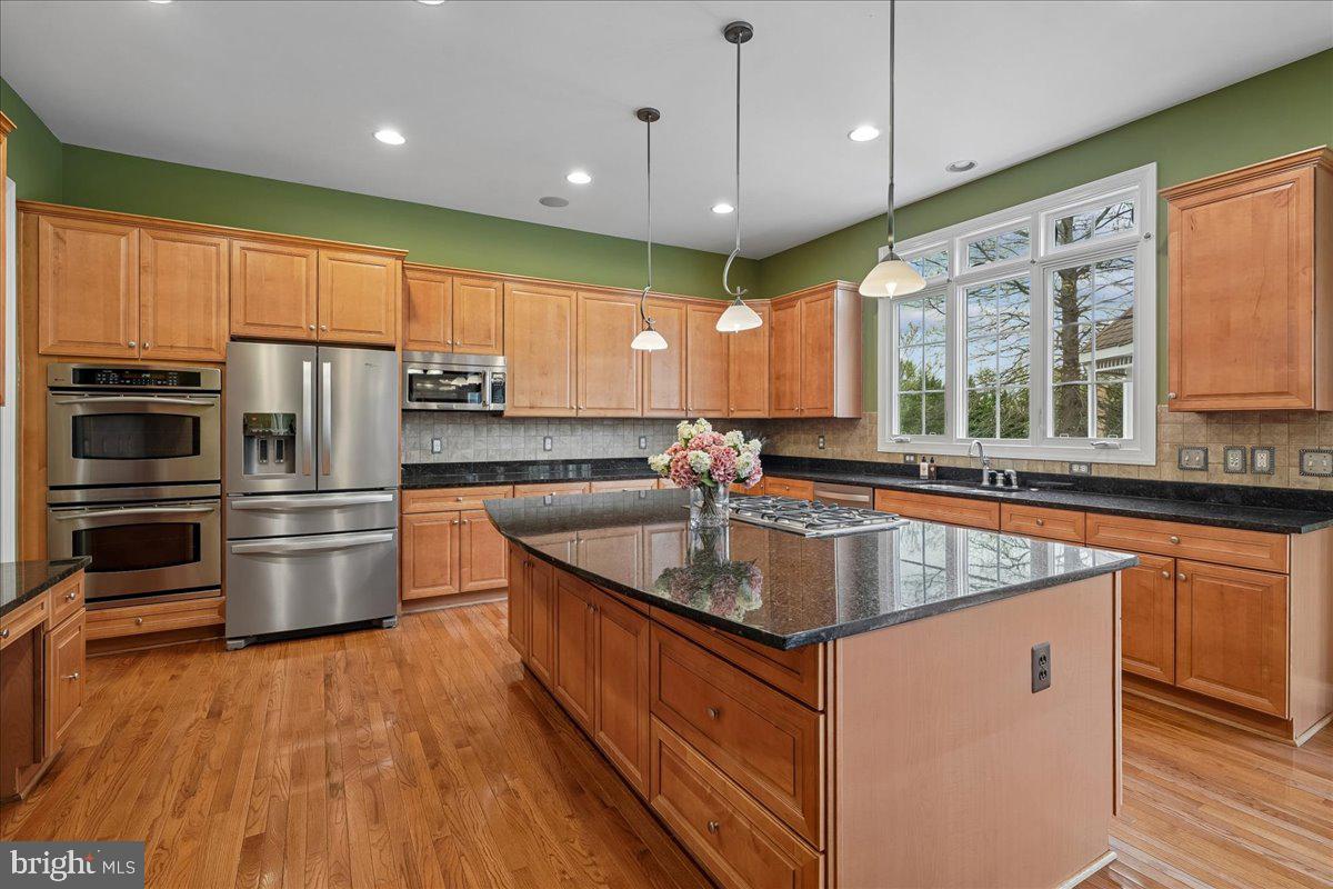 BROADOAK - Residential