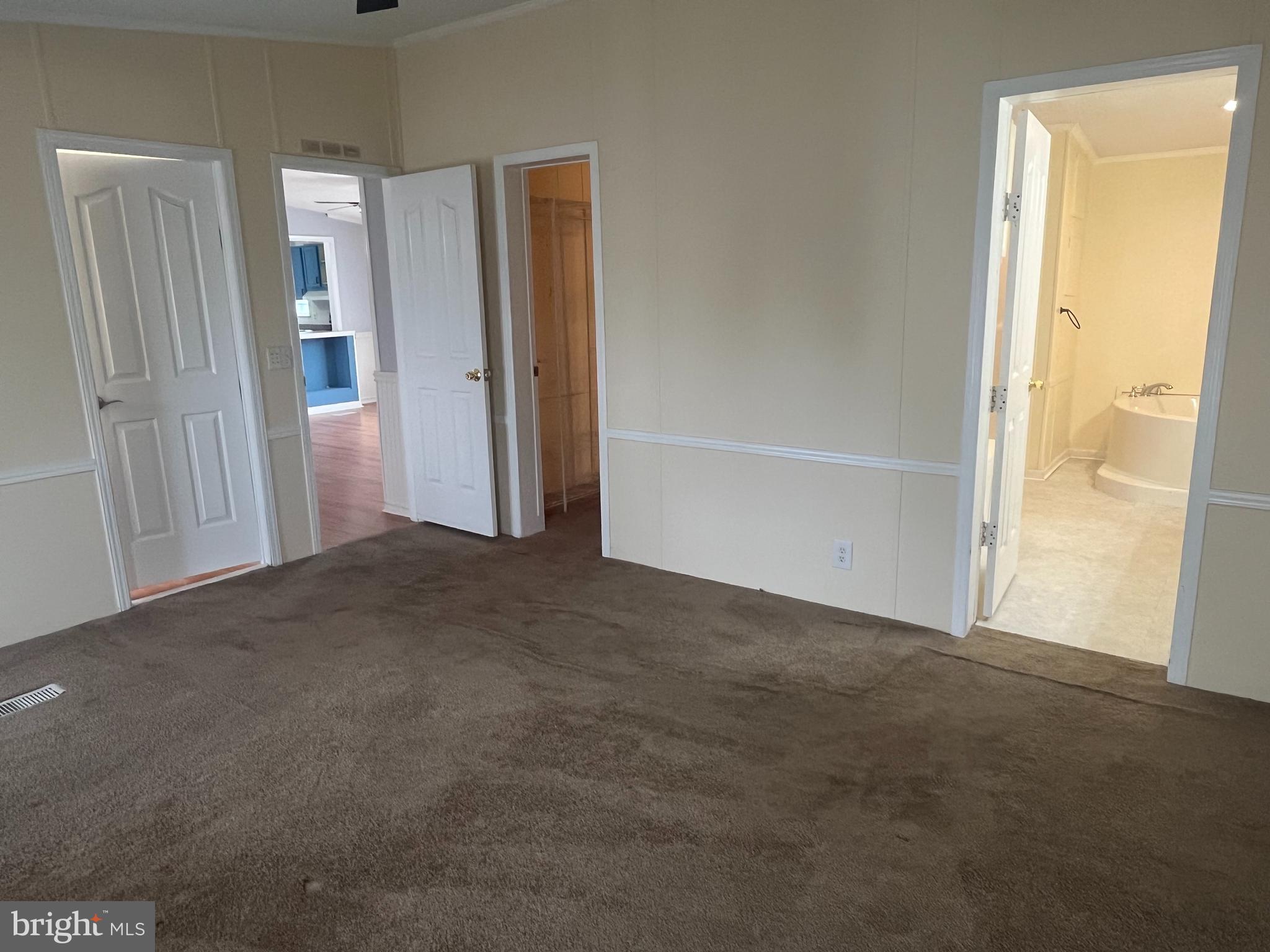 ROYAL CREST ESTATES - Residential