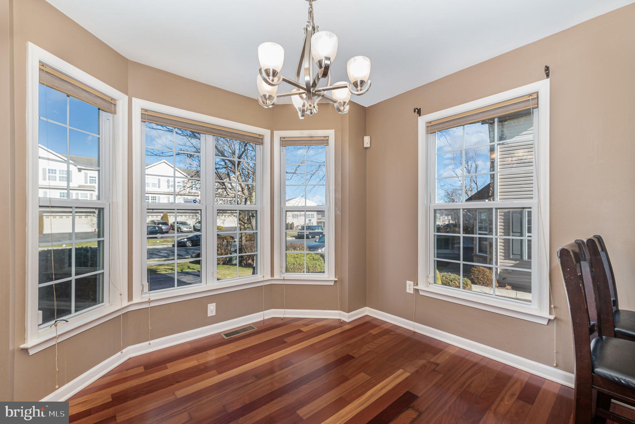 SILVER CREEK - Residential