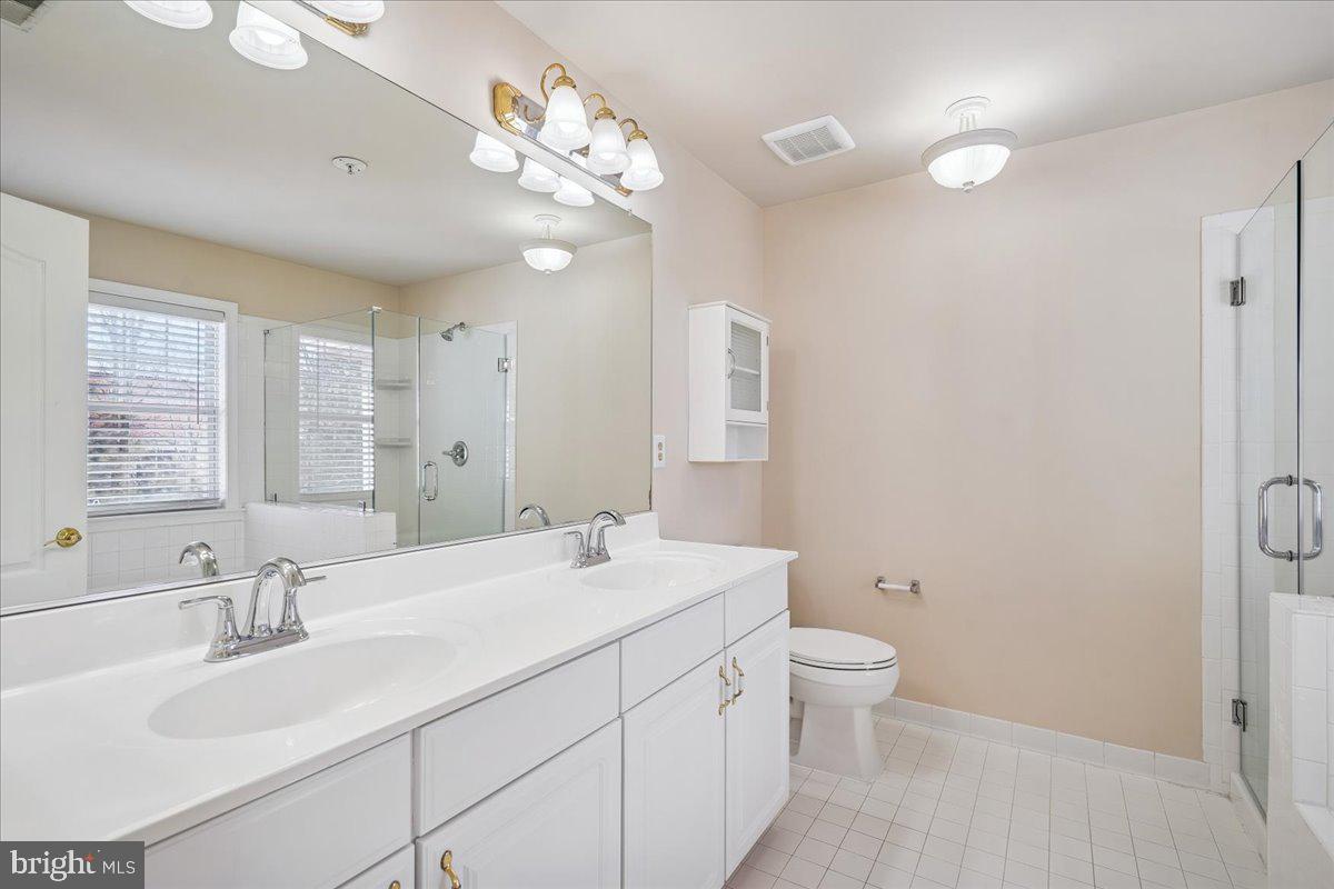 WAVERLY WOODS - Residential Lease