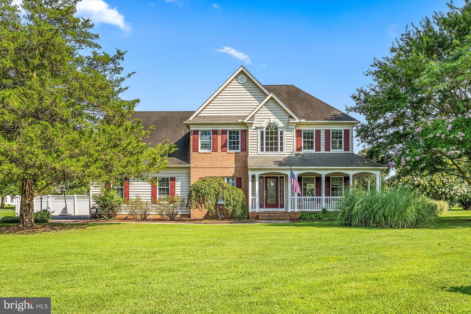 COUNTRY CLUB SOUTH - Residential