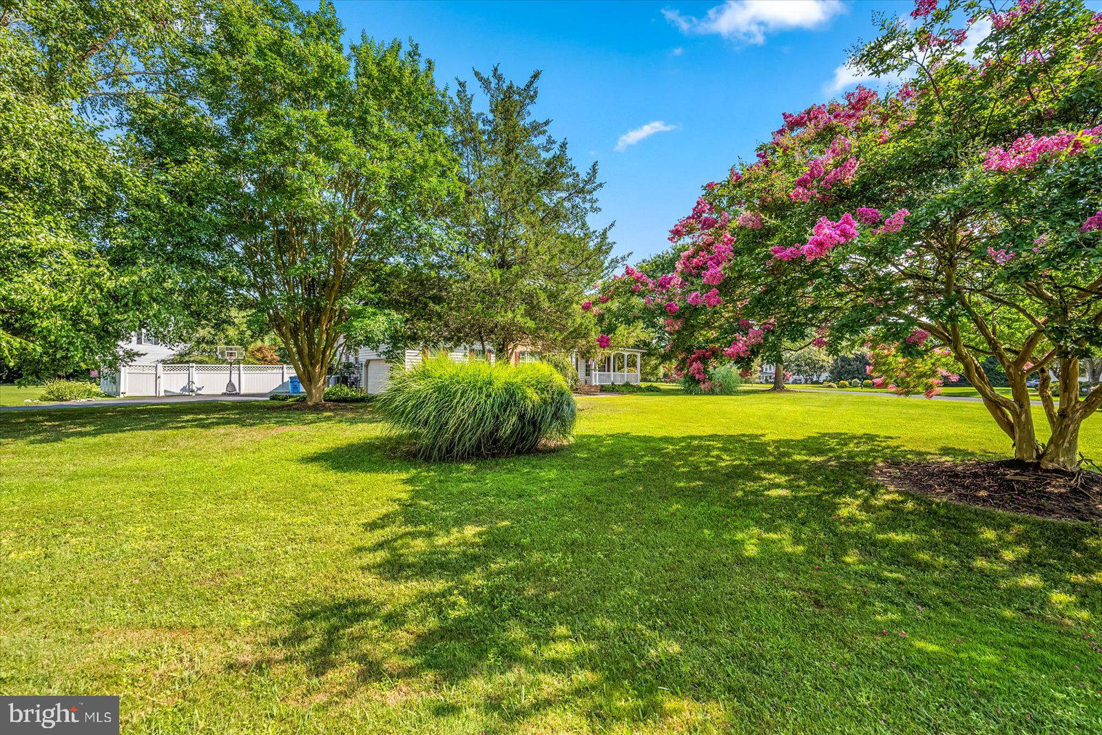 COUNTRY CLUB SOUTH - Residential