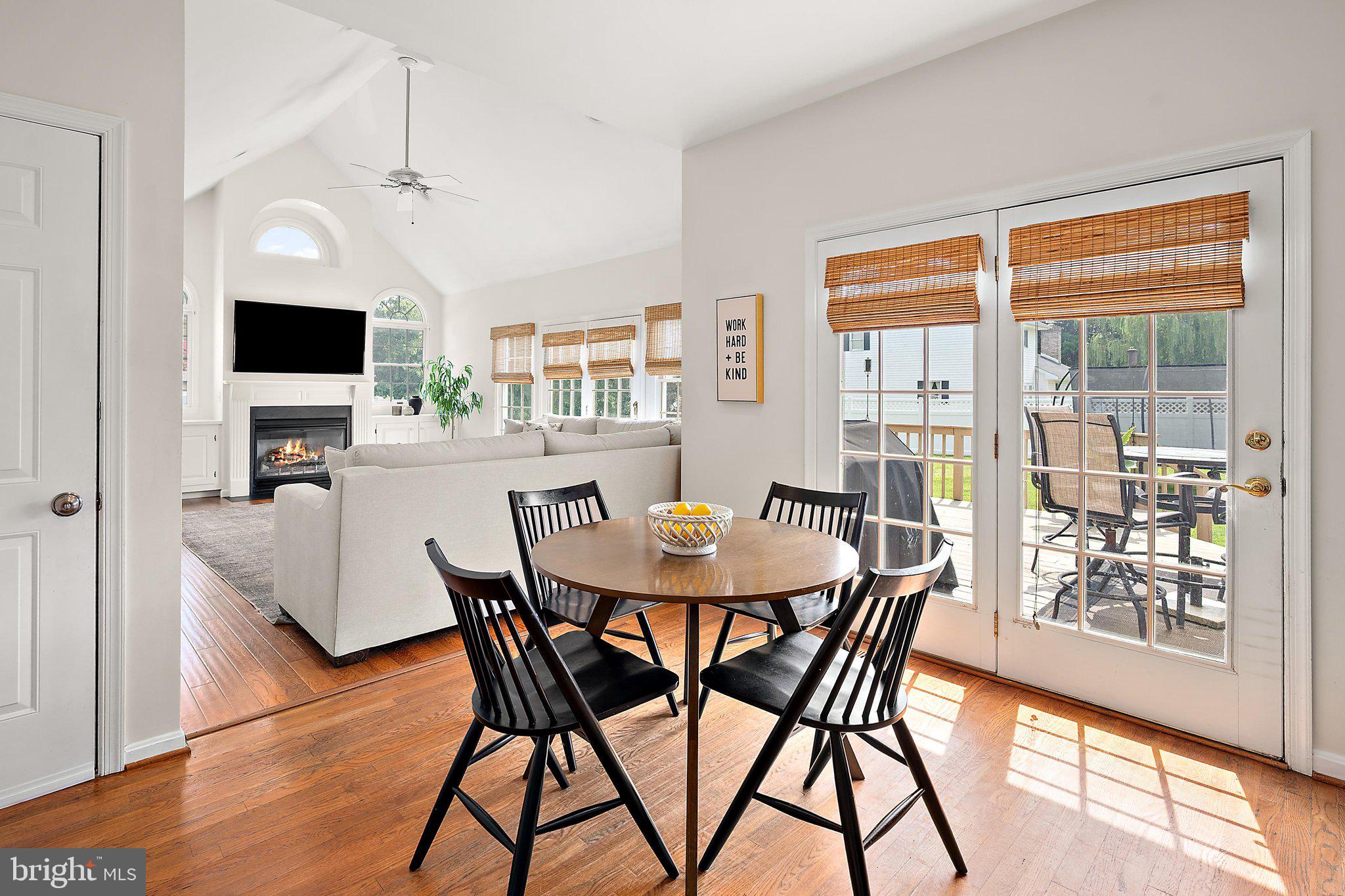 COUNTRY CLUB SOUTH - Residential