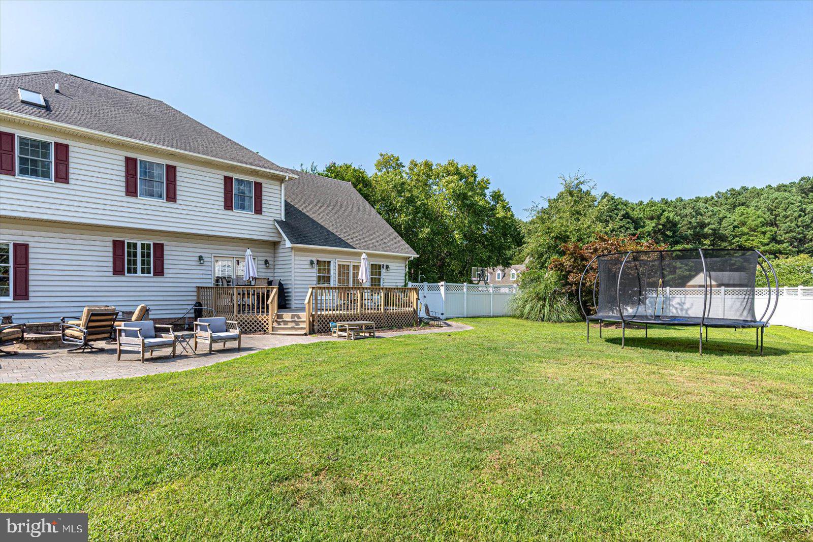 COUNTRY CLUB SOUTH - Residential