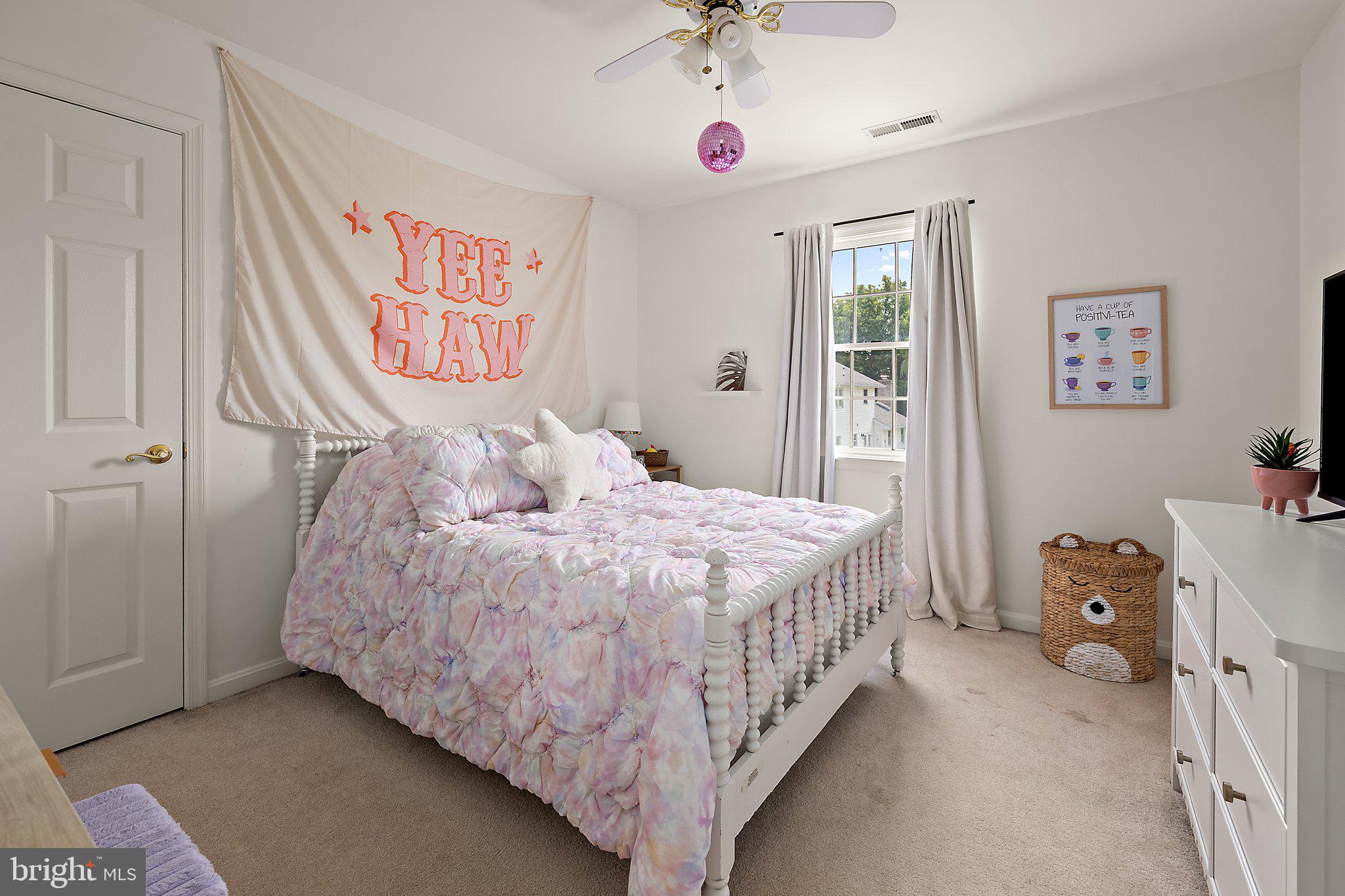 COUNTRY CLUB SOUTH - Residential