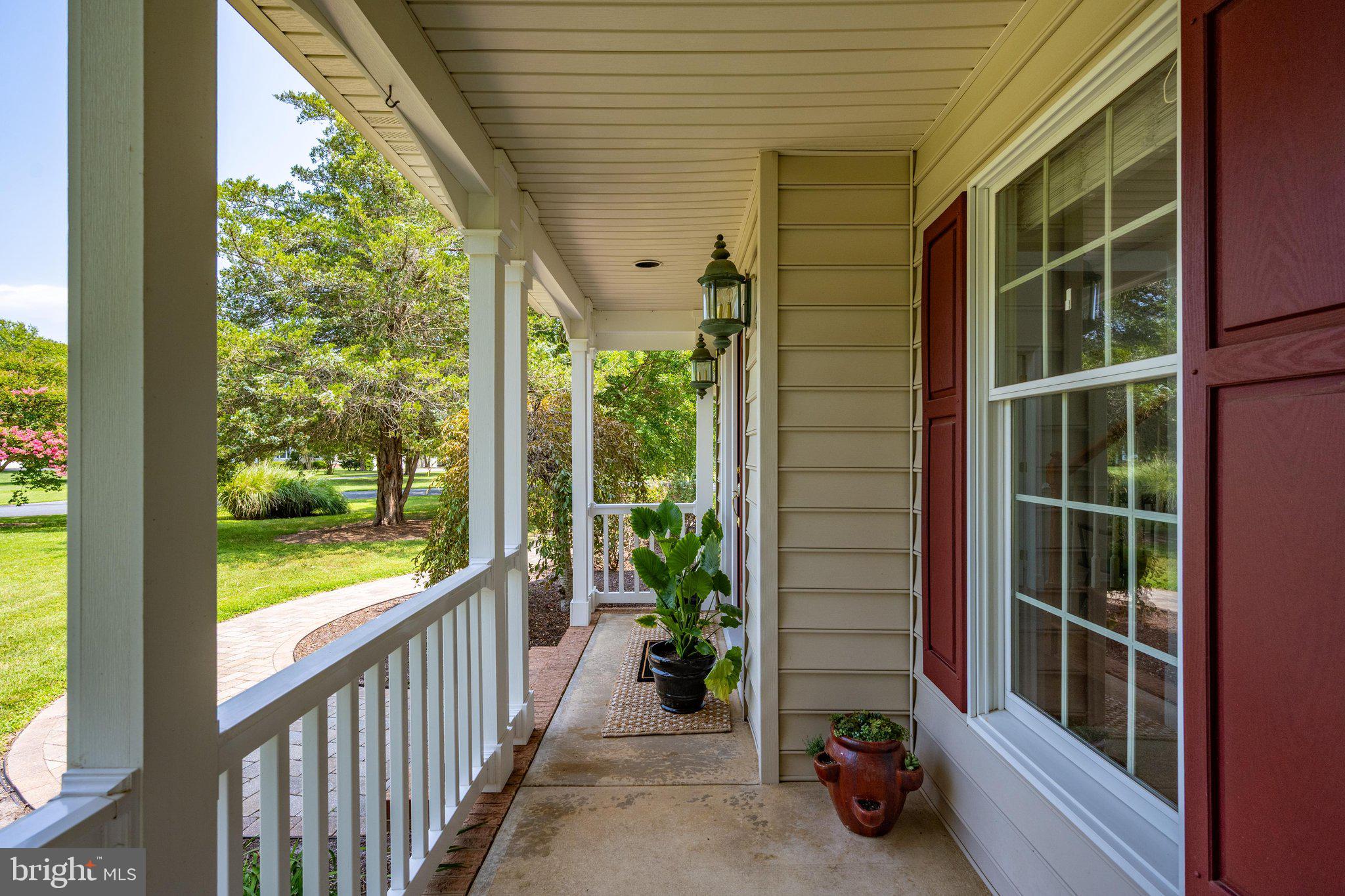 COUNTRY CLUB SOUTH - Residential