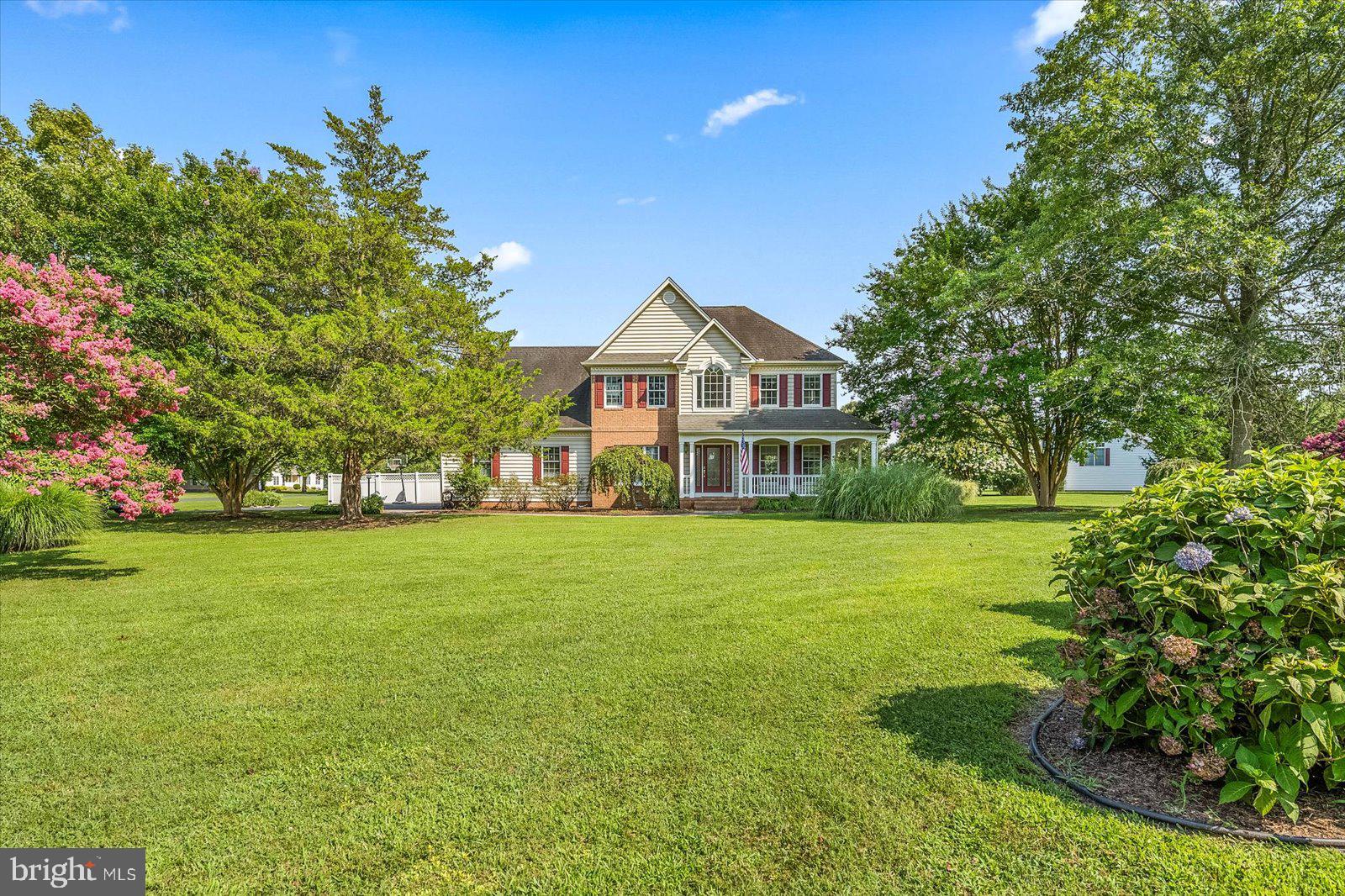 COUNTRY CLUB SOUTH - Residential