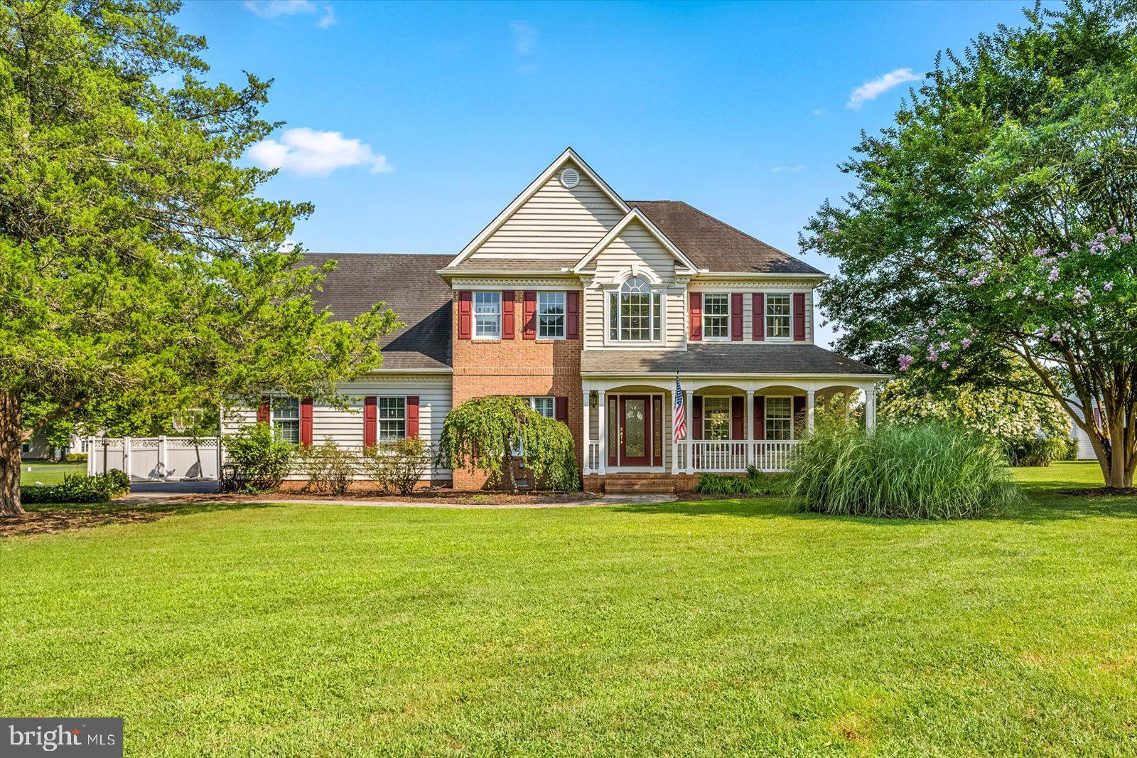 COUNTRY CLUB SOUTH - Residential