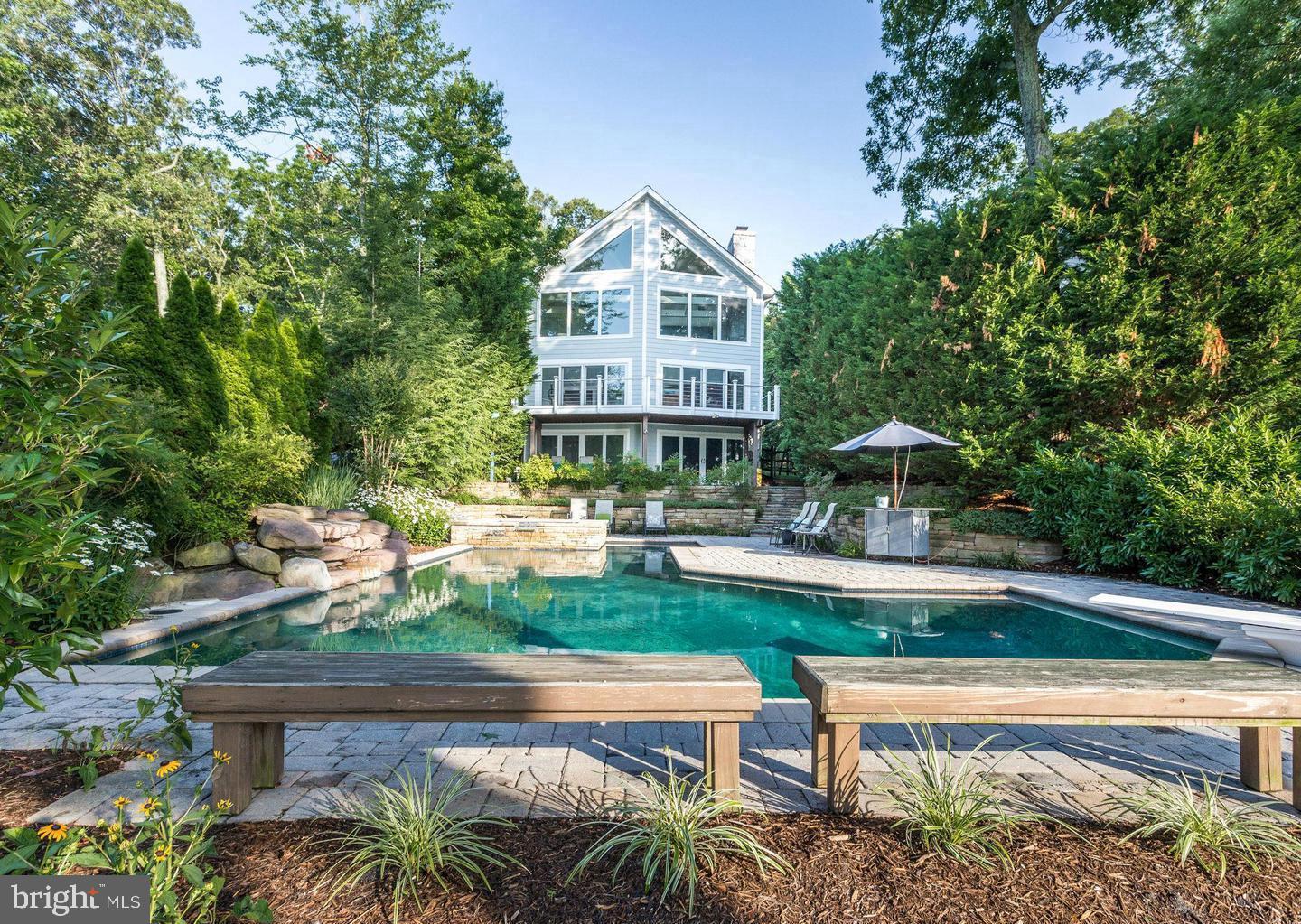 MAGOTHY BEACH - Residential