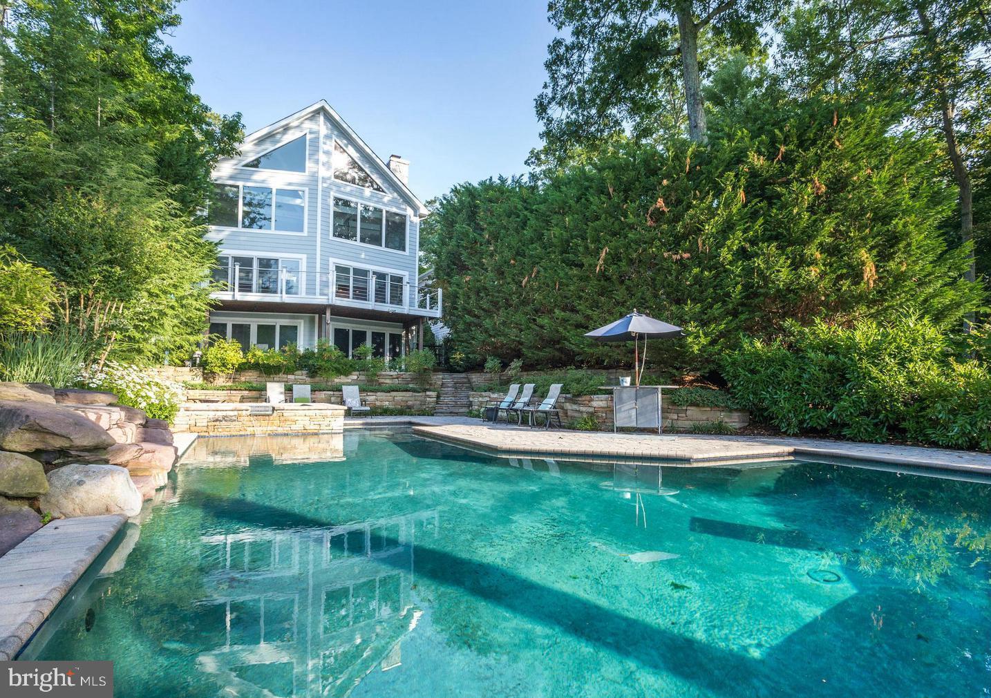 MAGOTHY BEACH - Residential