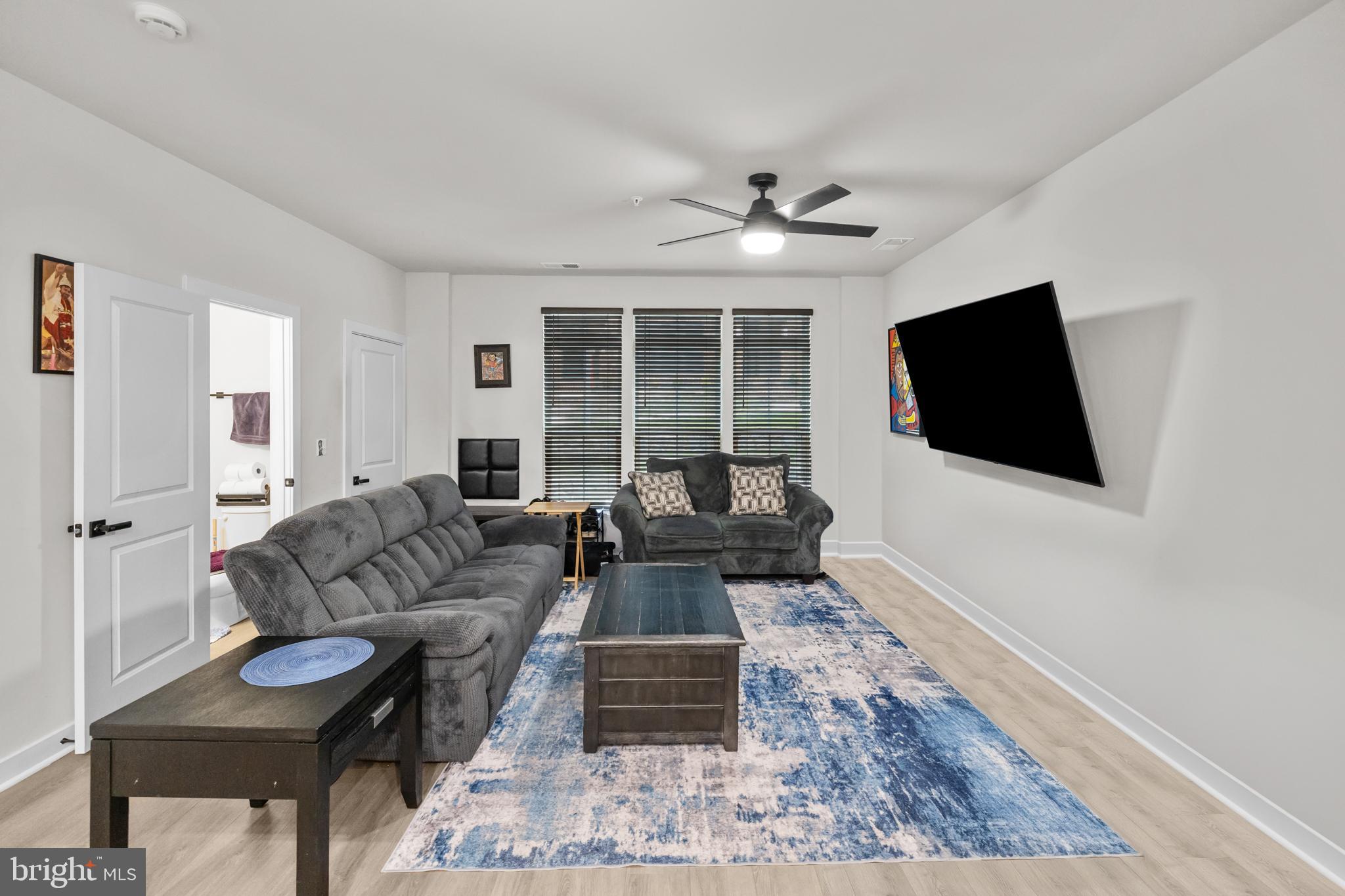 POTOMAC SHORES - Residential