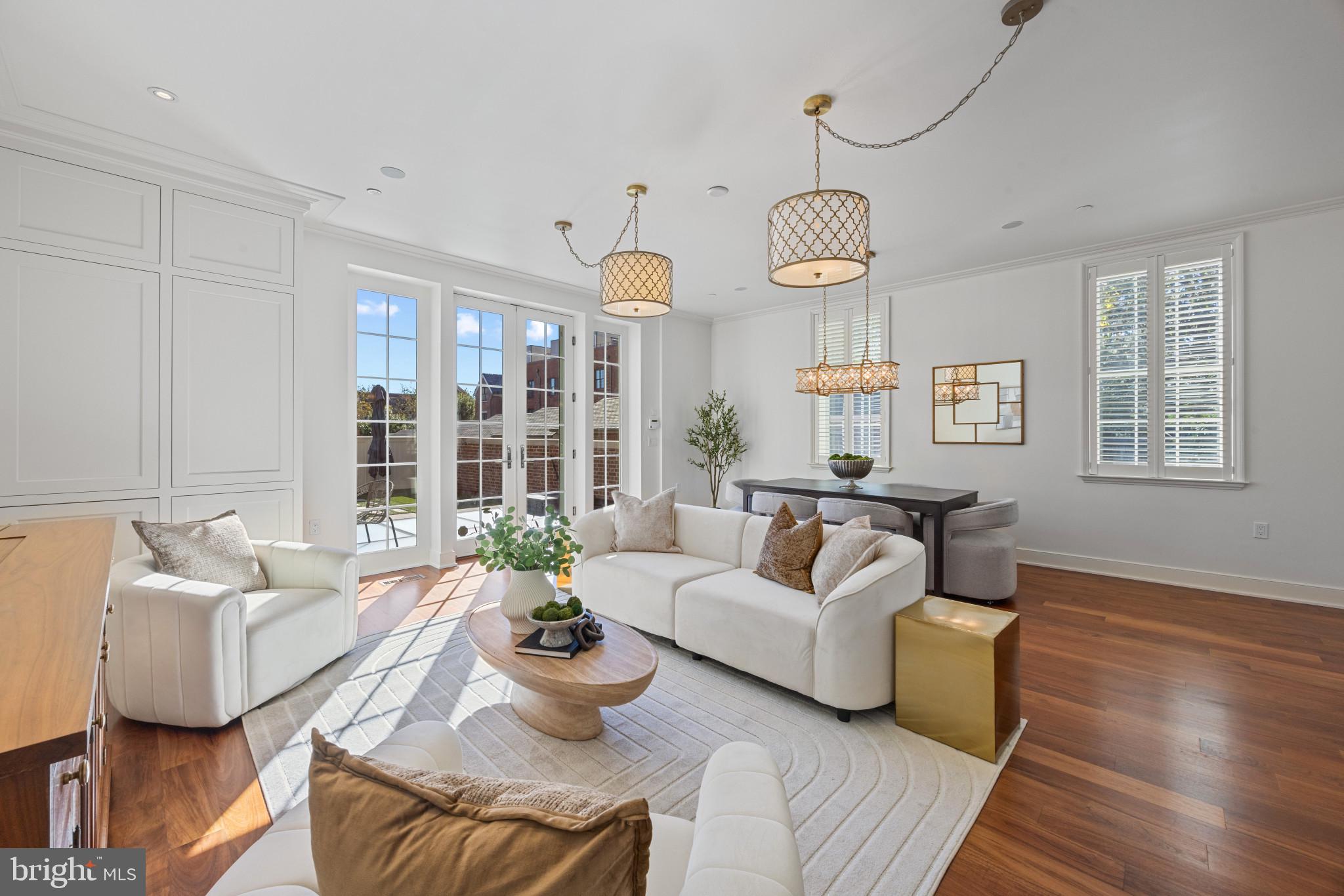 BRIGHTLEAF AND COOPER - Residential