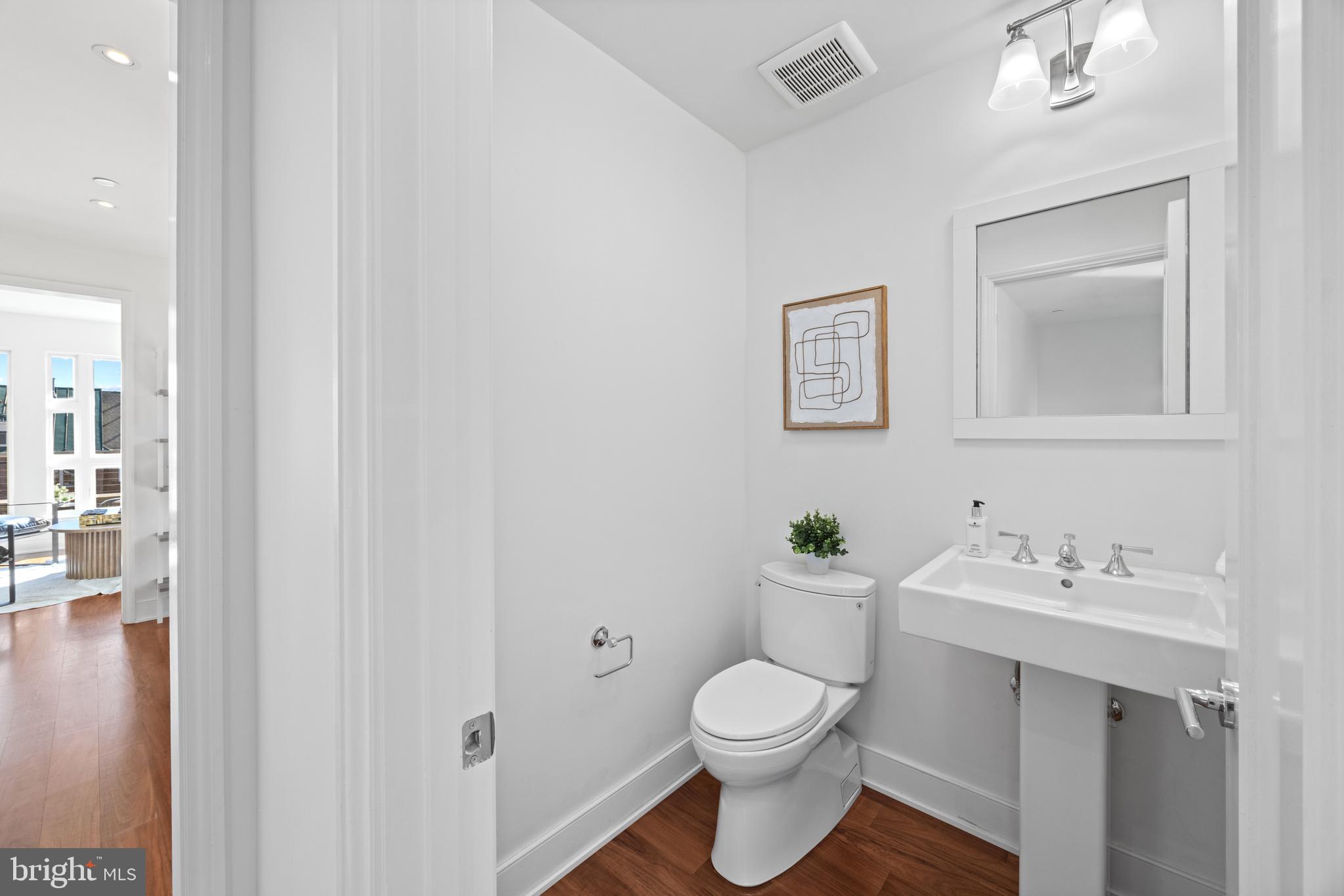 BRIGHTLEAF AND COOPER - Residential