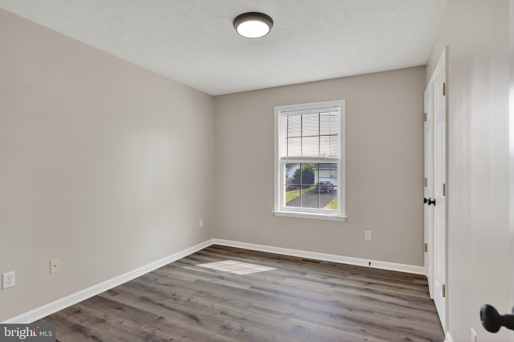 OAK RIDGE - Residential