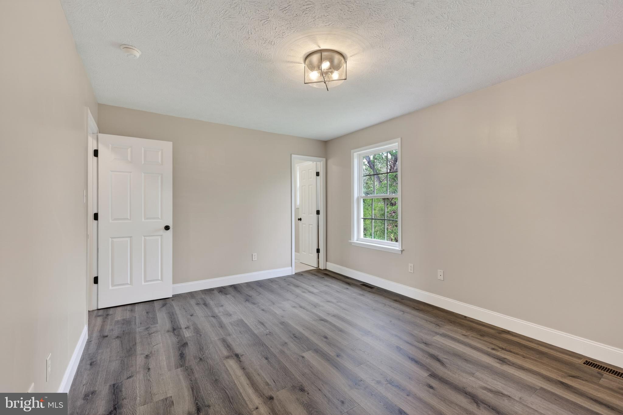 OAK RIDGE - Residential