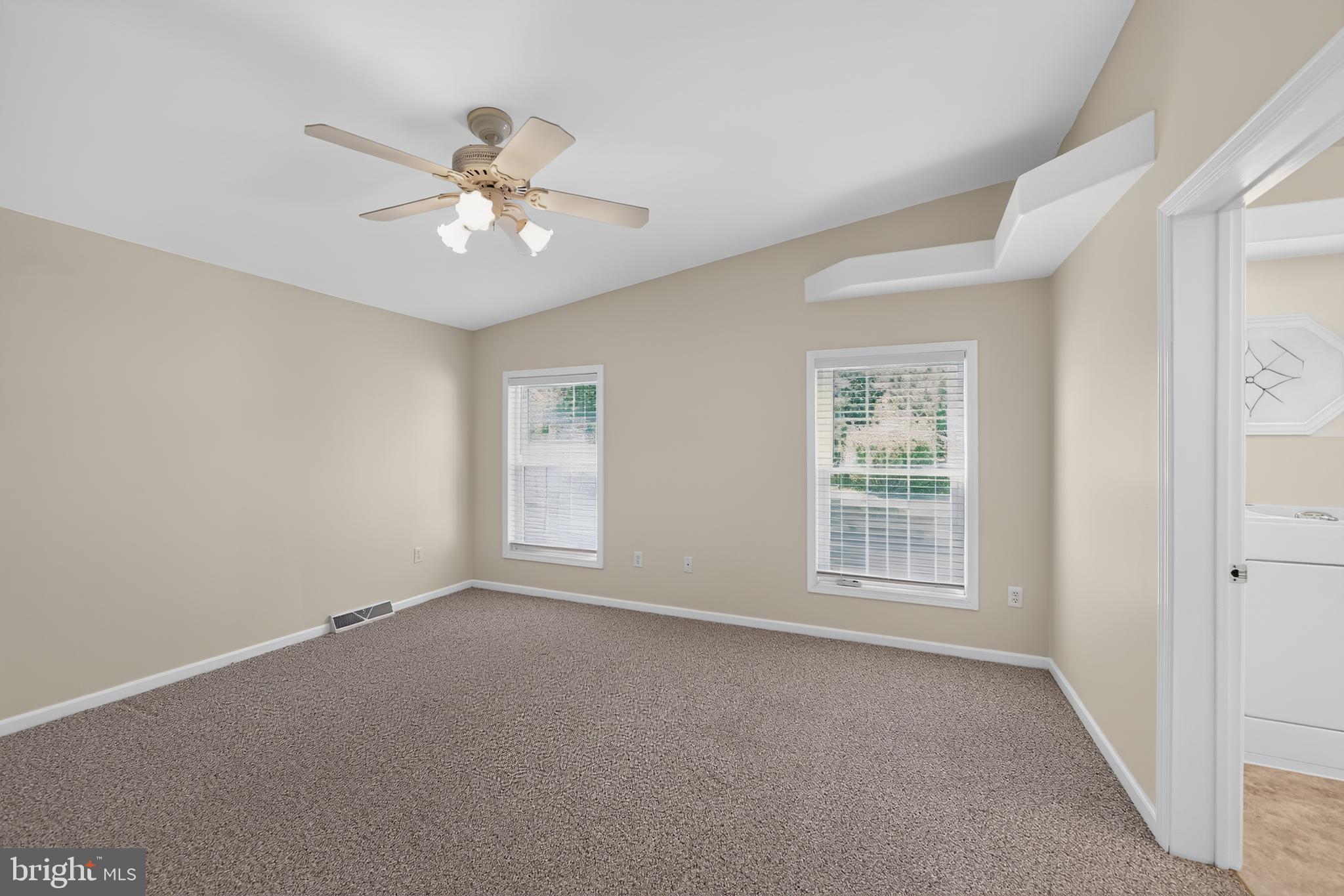 WILLOW RUN - Residential