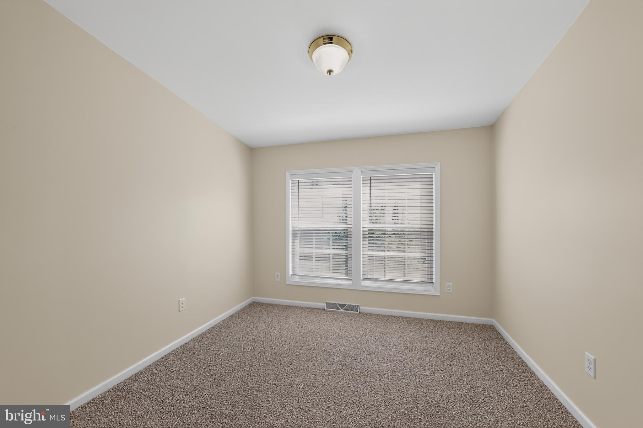 WILLOW RUN - Residential