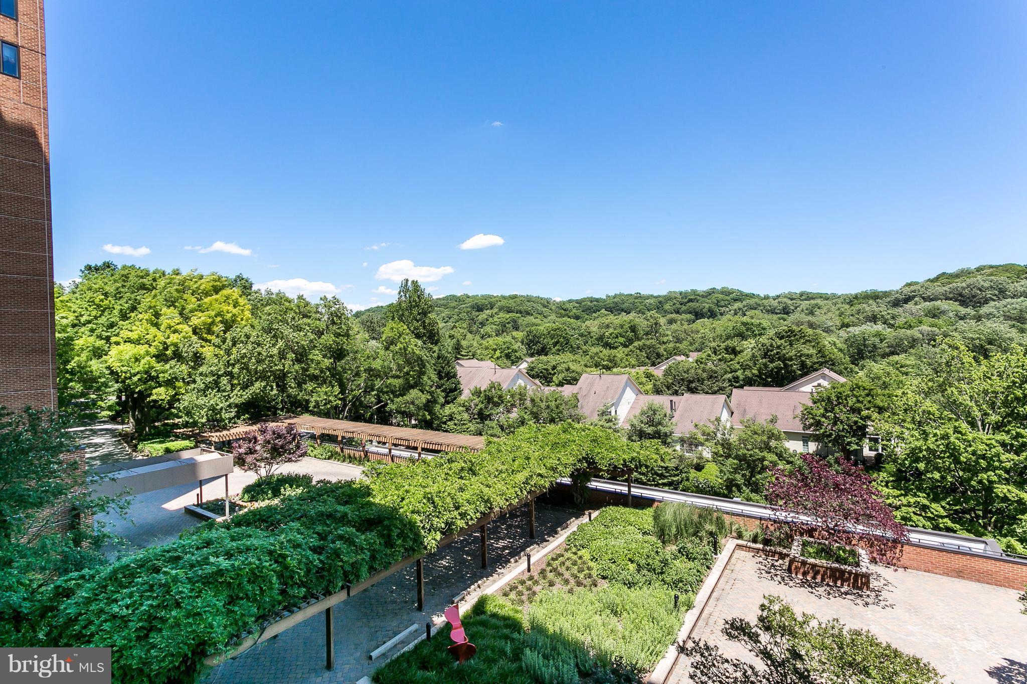 CROSS KEYS - Residential