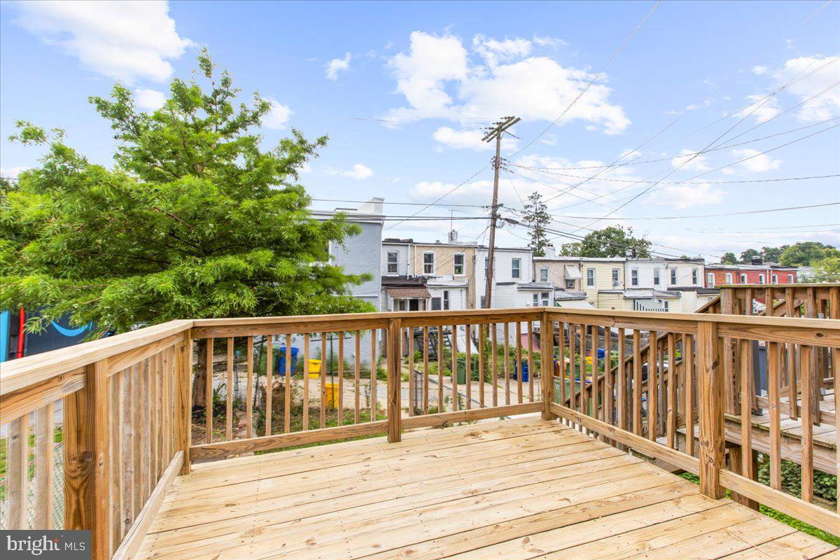 HAMPDEN HISTORIC DISTRICT - Residential