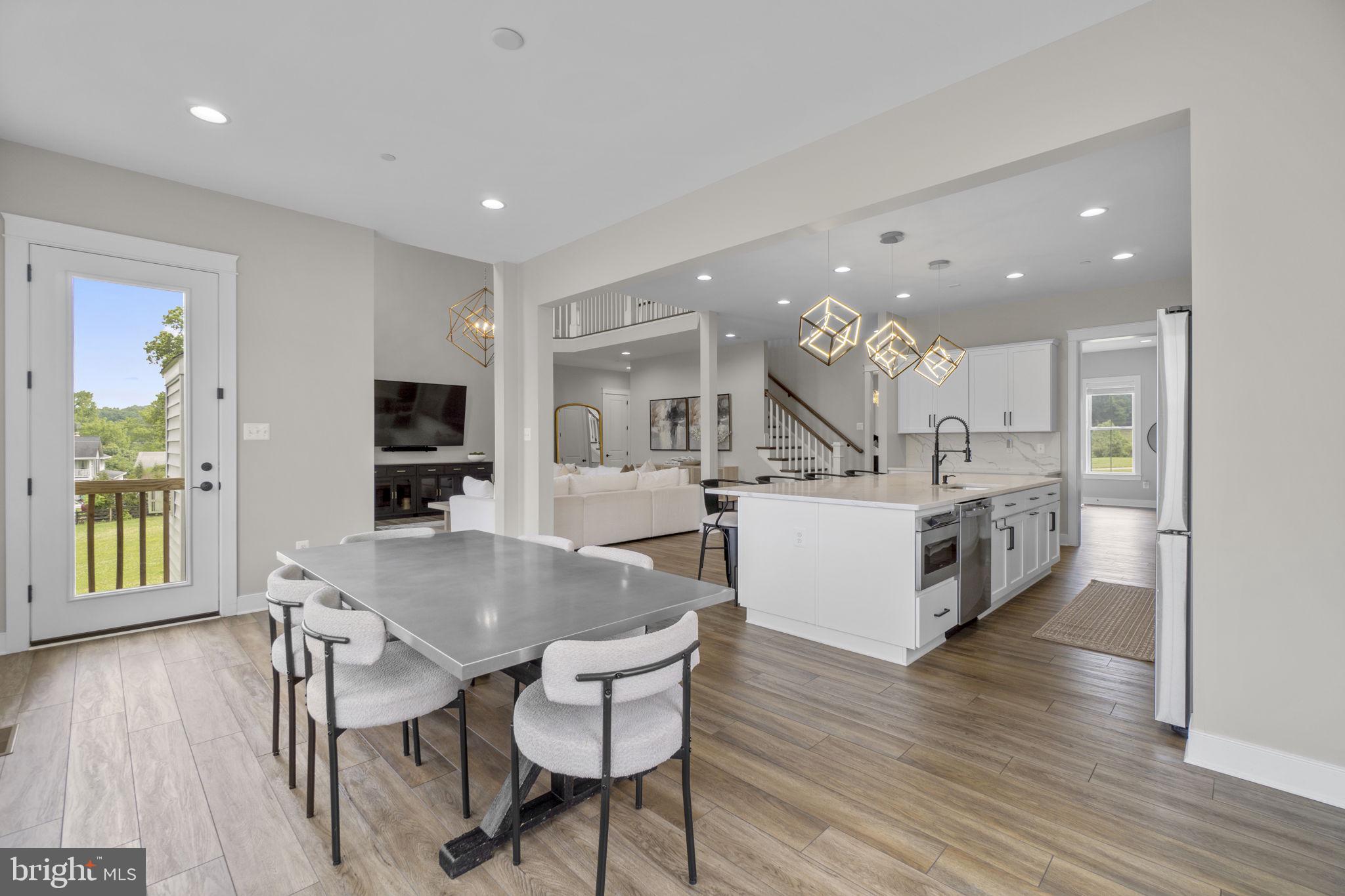 ROVER MILL ESTATES - Residential