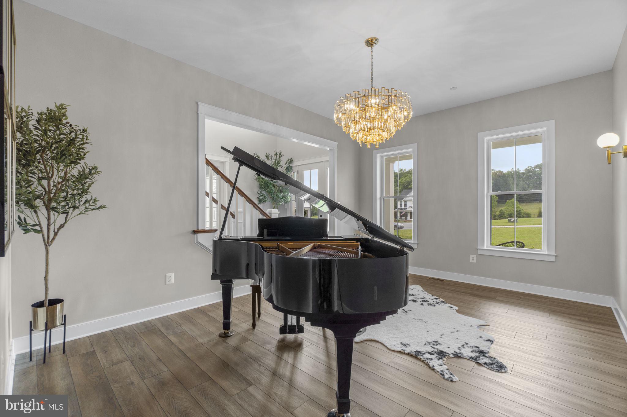 ROVER MILL ESTATES - Residential