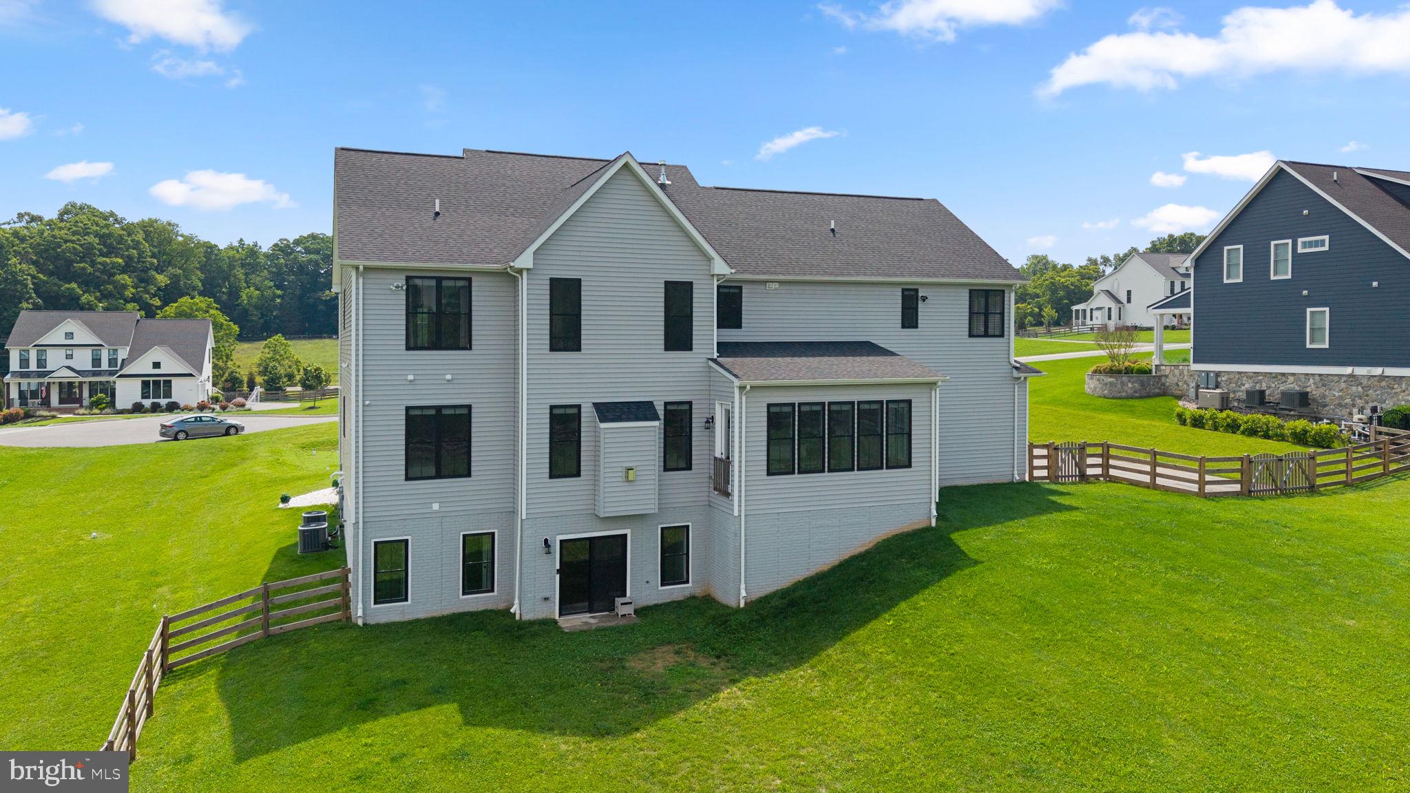 ROVER MILL ESTATES - Residential