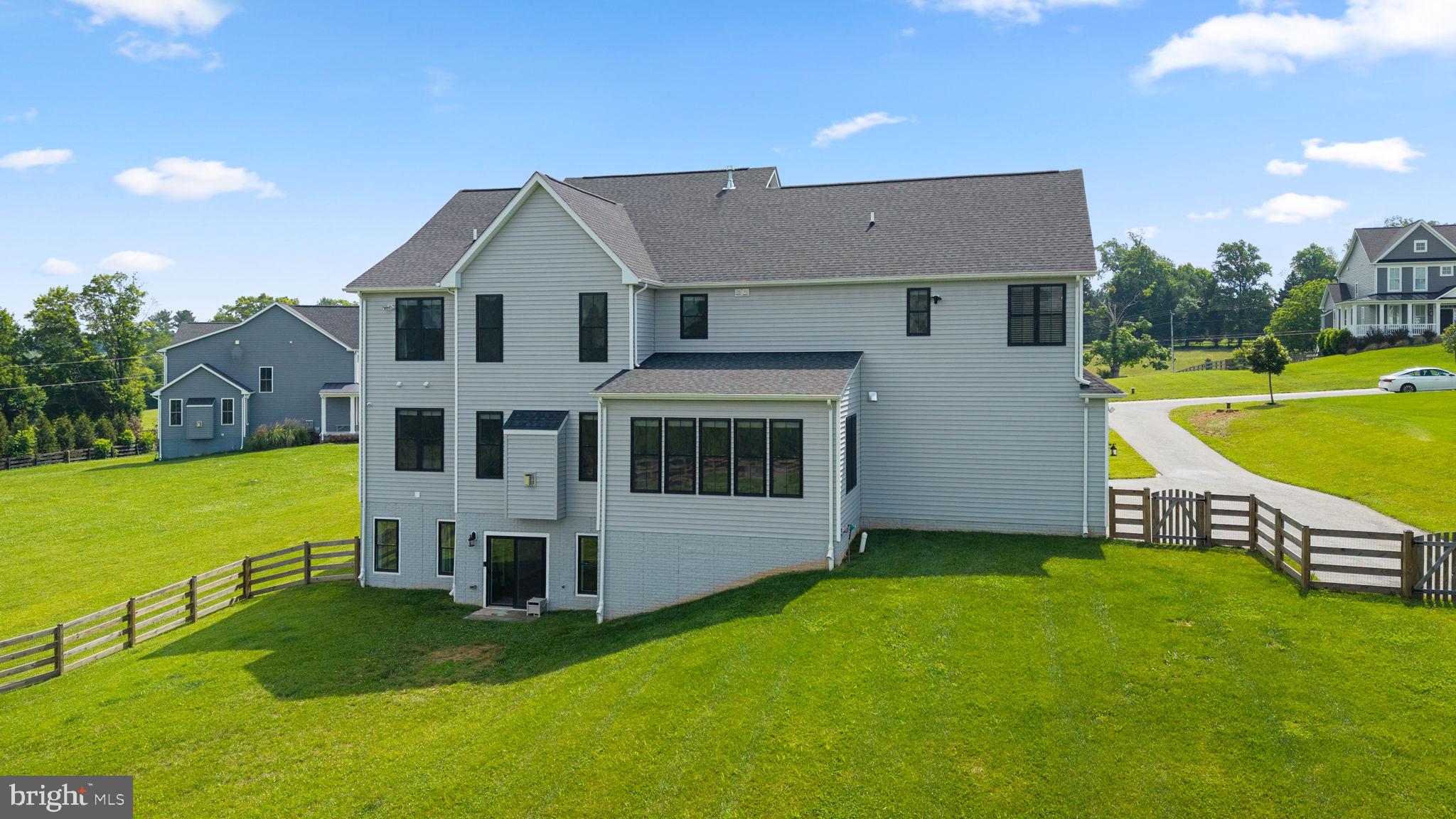 ROVER MILL ESTATES - Residential