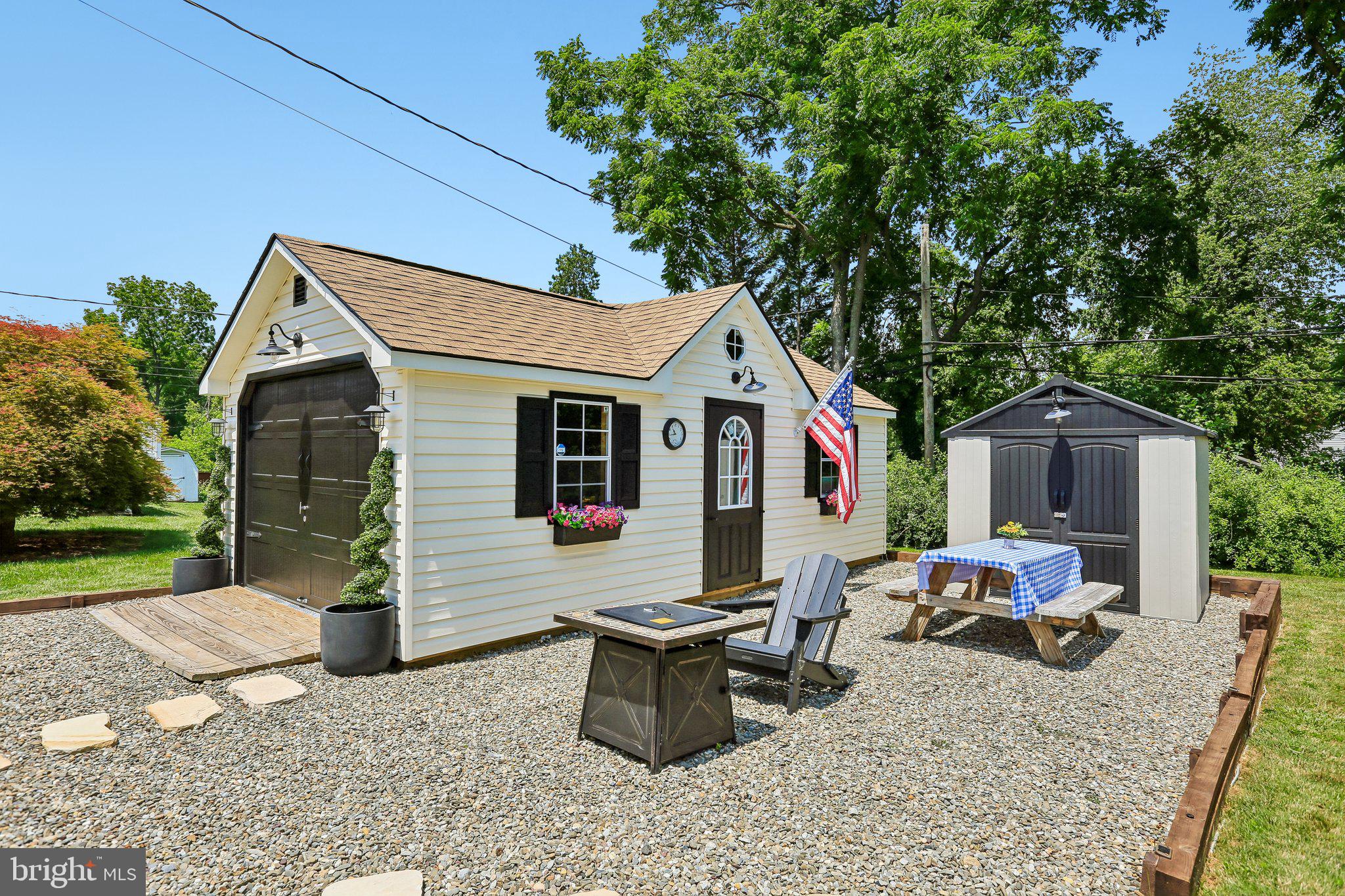 SHAMROCK - Residential
