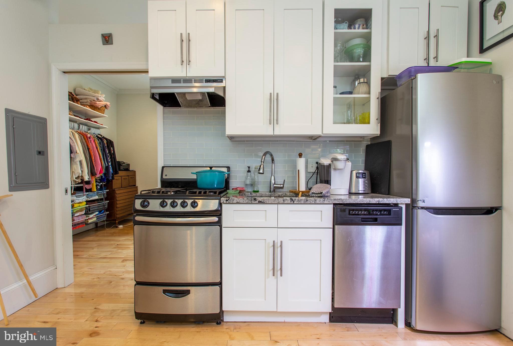 RITTENHOUSE SQUARE - Residential Income