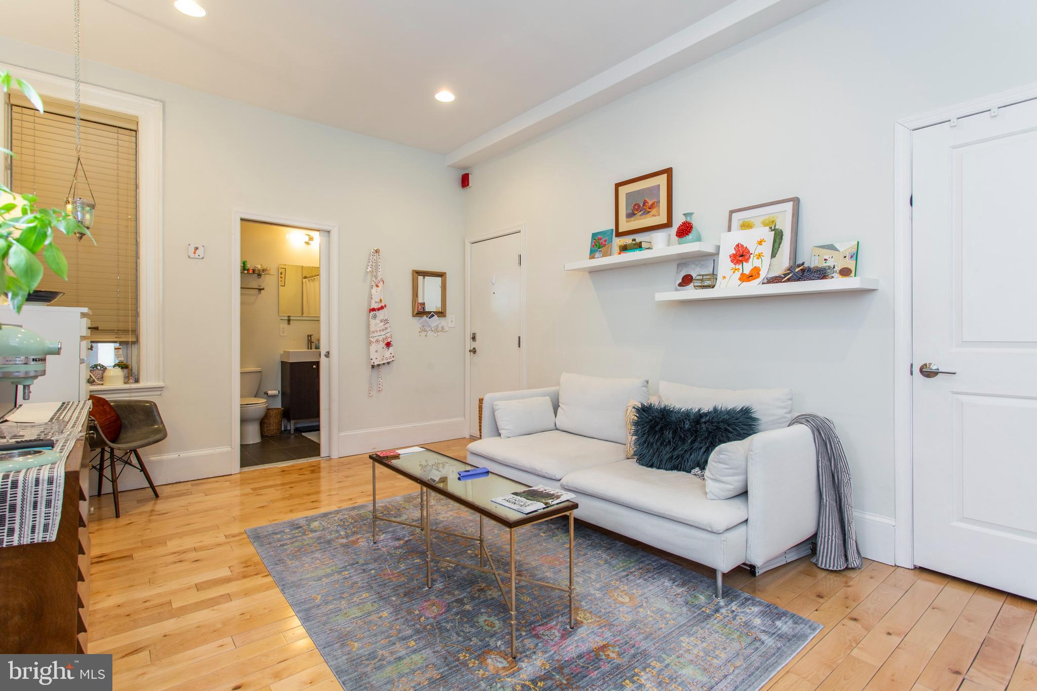 RITTENHOUSE SQUARE - Residential Income